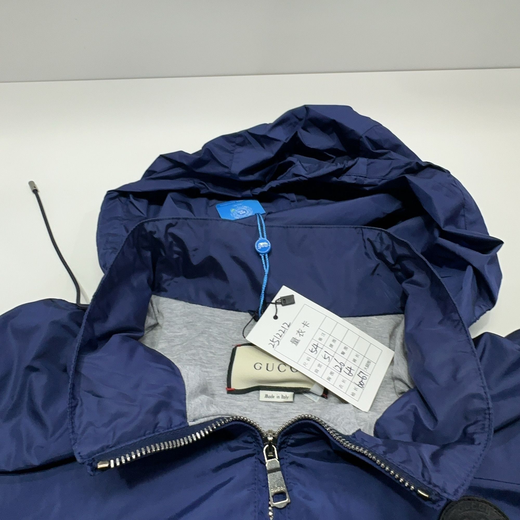 Gucci Gucci Logo Patch Hooded Zip Jacket Size 54 Size US L / EU 52-54 / 3 - 6 Thumbnail