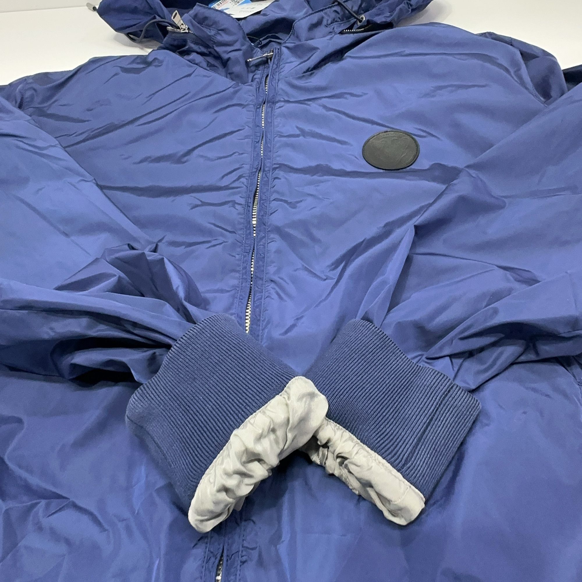 Gucci Gucci Logo Patch Hooded Zip Jacket Size 54 Size US L / EU 52-54 / 3 - 12 Thumbnail