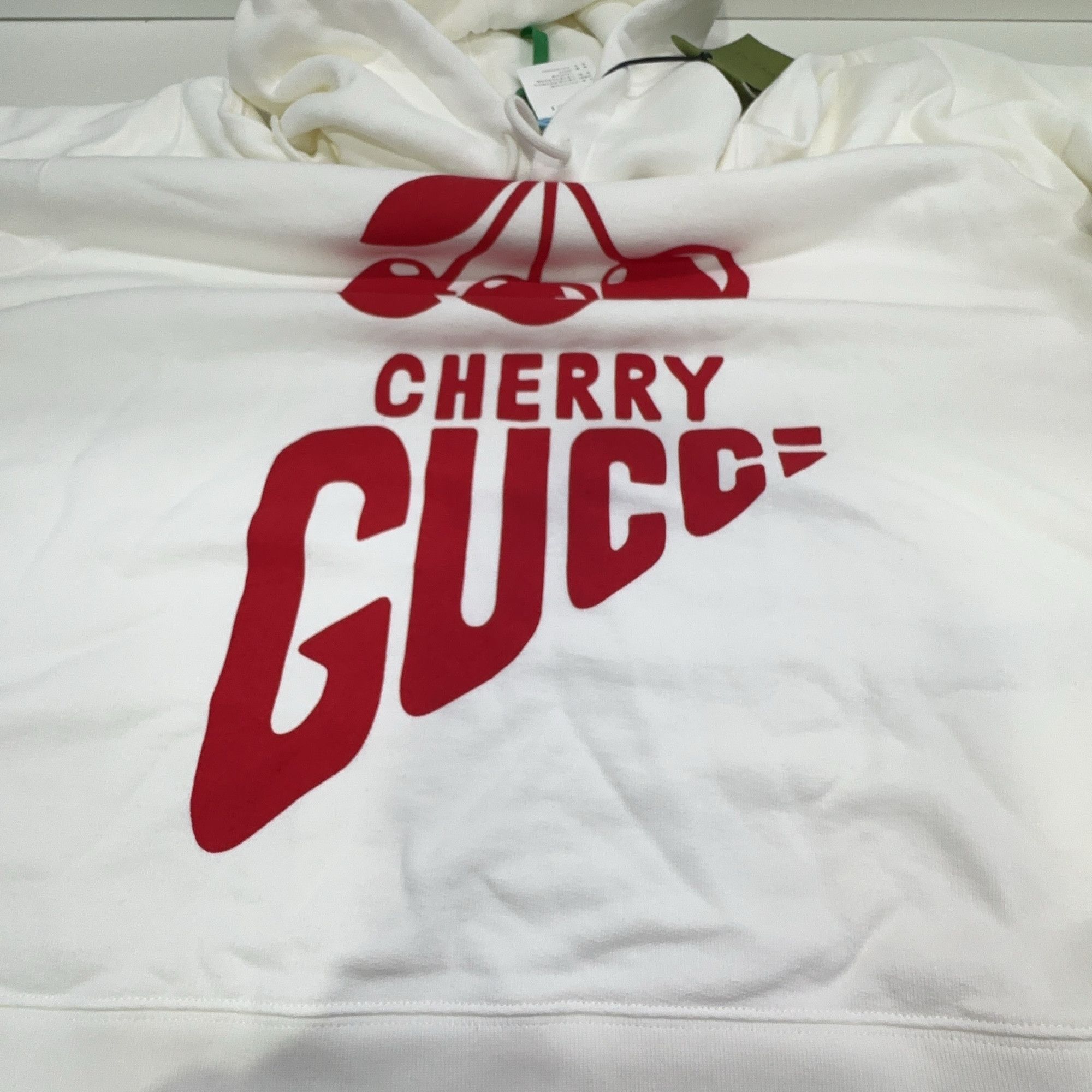 Gucci Gucci x Disney Cherry Print Hoodie Size L Size US L / EU 52-54 / 3 - 7 Thumbnail
