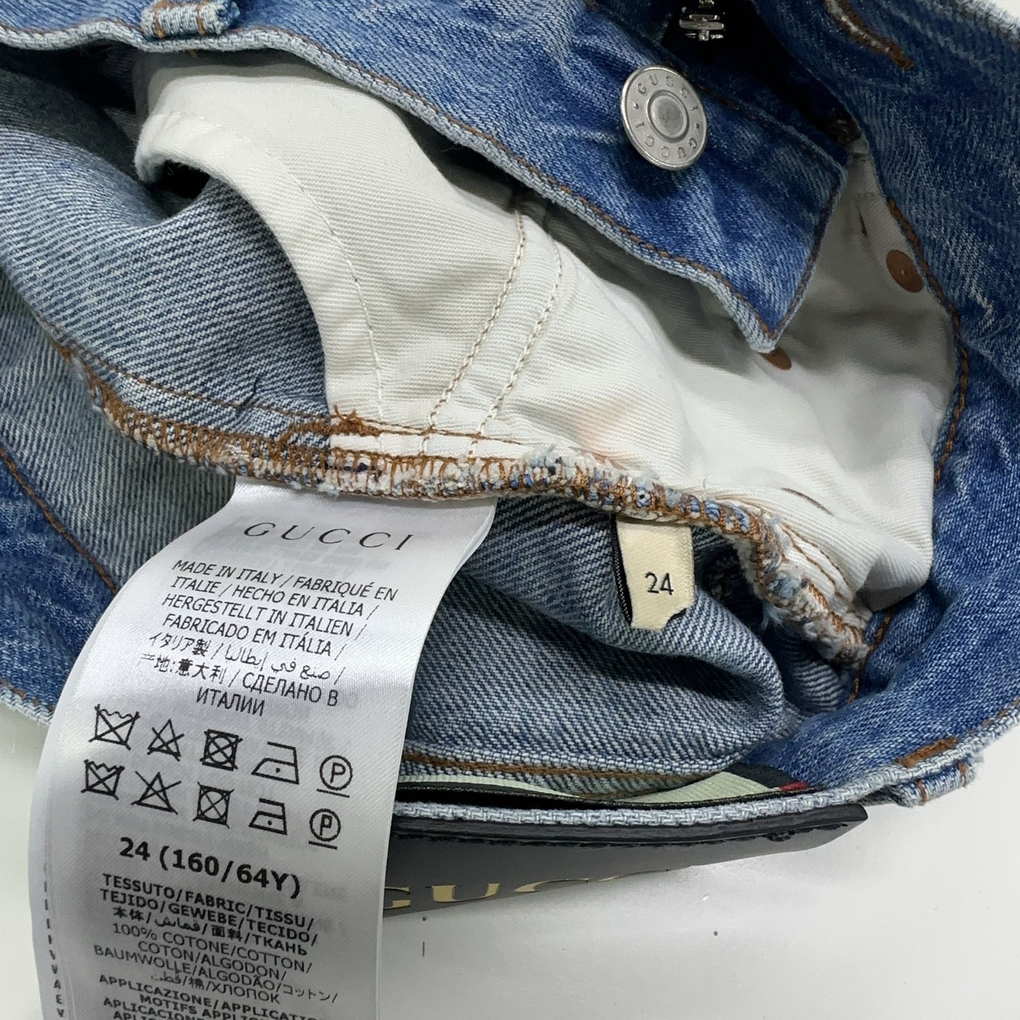 Gucci Gucci GG Apple Patch Denim Shorts 24 Size 24" / US 00 / IT 34 - 6 Thumbnail