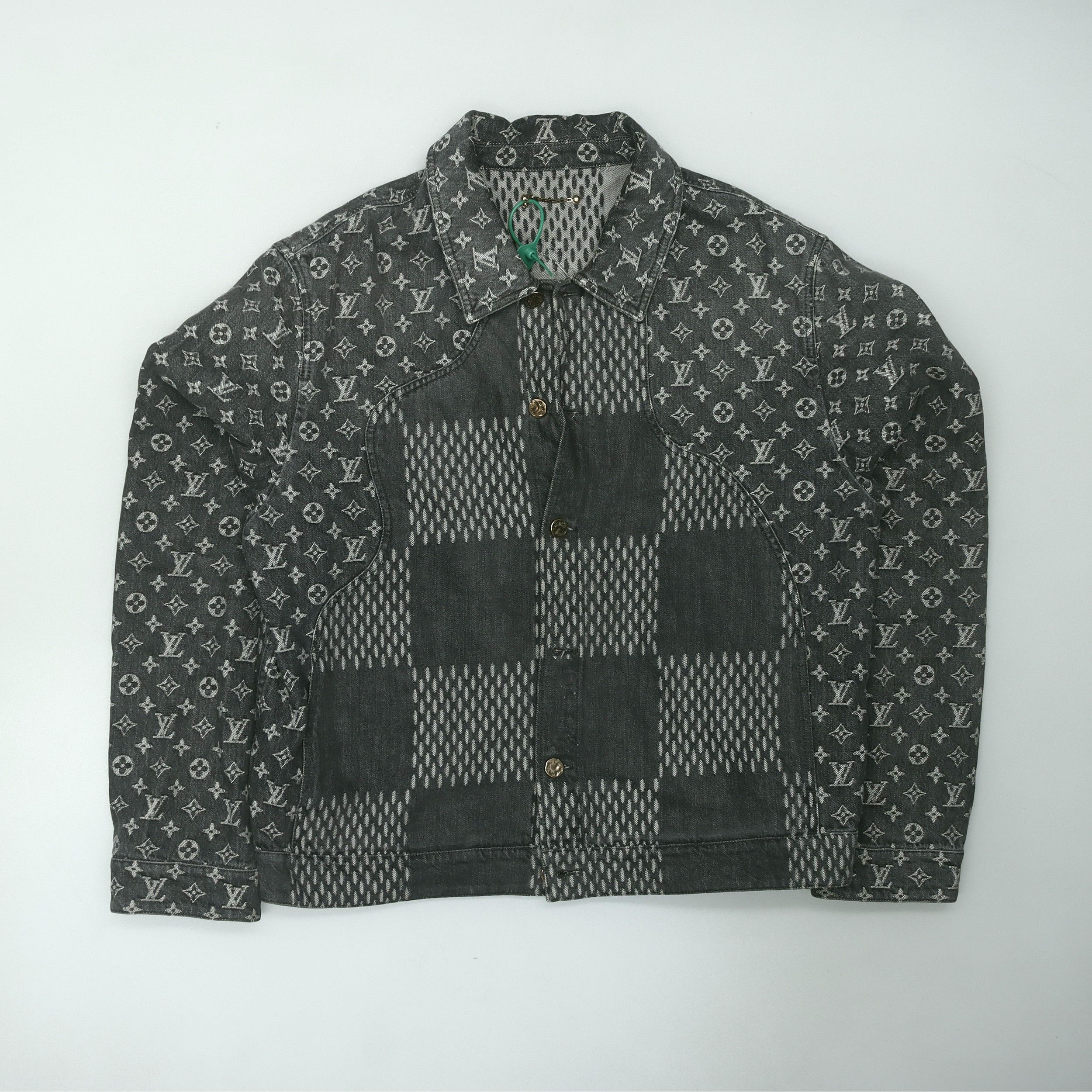 Louis Vuitton Louis Vuitton x Nigo LV2 Patchwork Denim Jacket 56 Size US XL / EU 56 / 4 - 2 Thumbnail