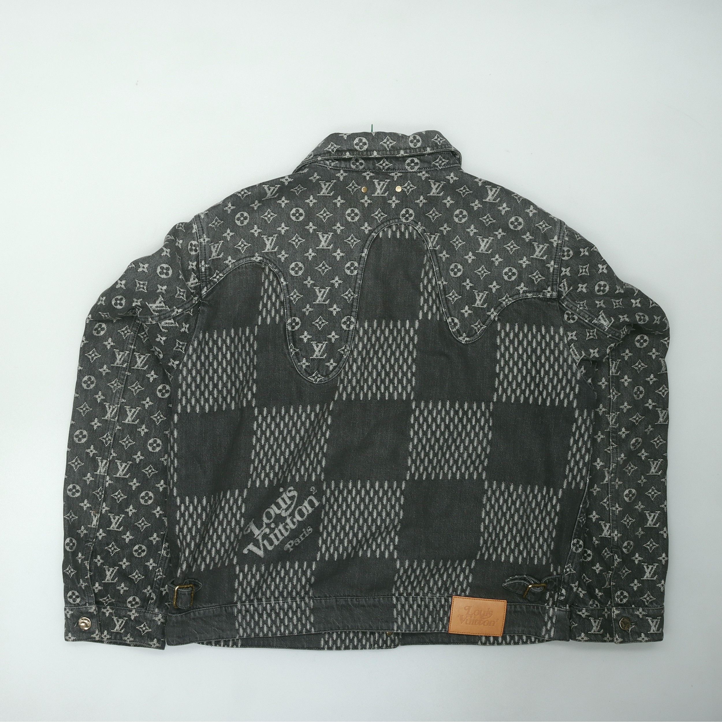 Louis Vuitton Louis Vuitton x Nigo LV2 Patchwork Denim Jacket 56 Size US XL / EU 56 / 4 - 8 Thumbnail