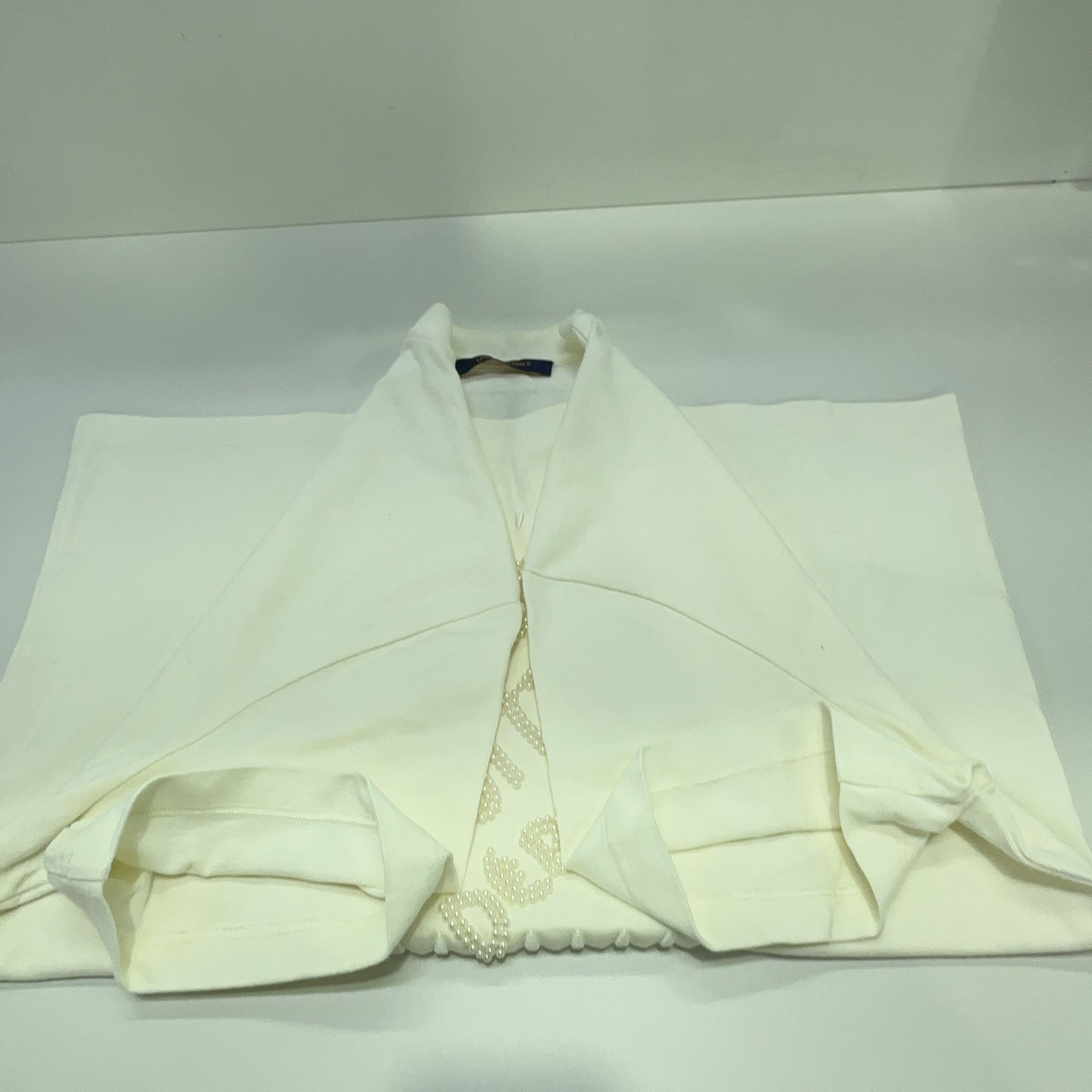 Louis Vuitton Louis Vuitton Pearl Embroidery T-Shirt M Size US M / EU 48-50 / 2 - 8 Thumbnail