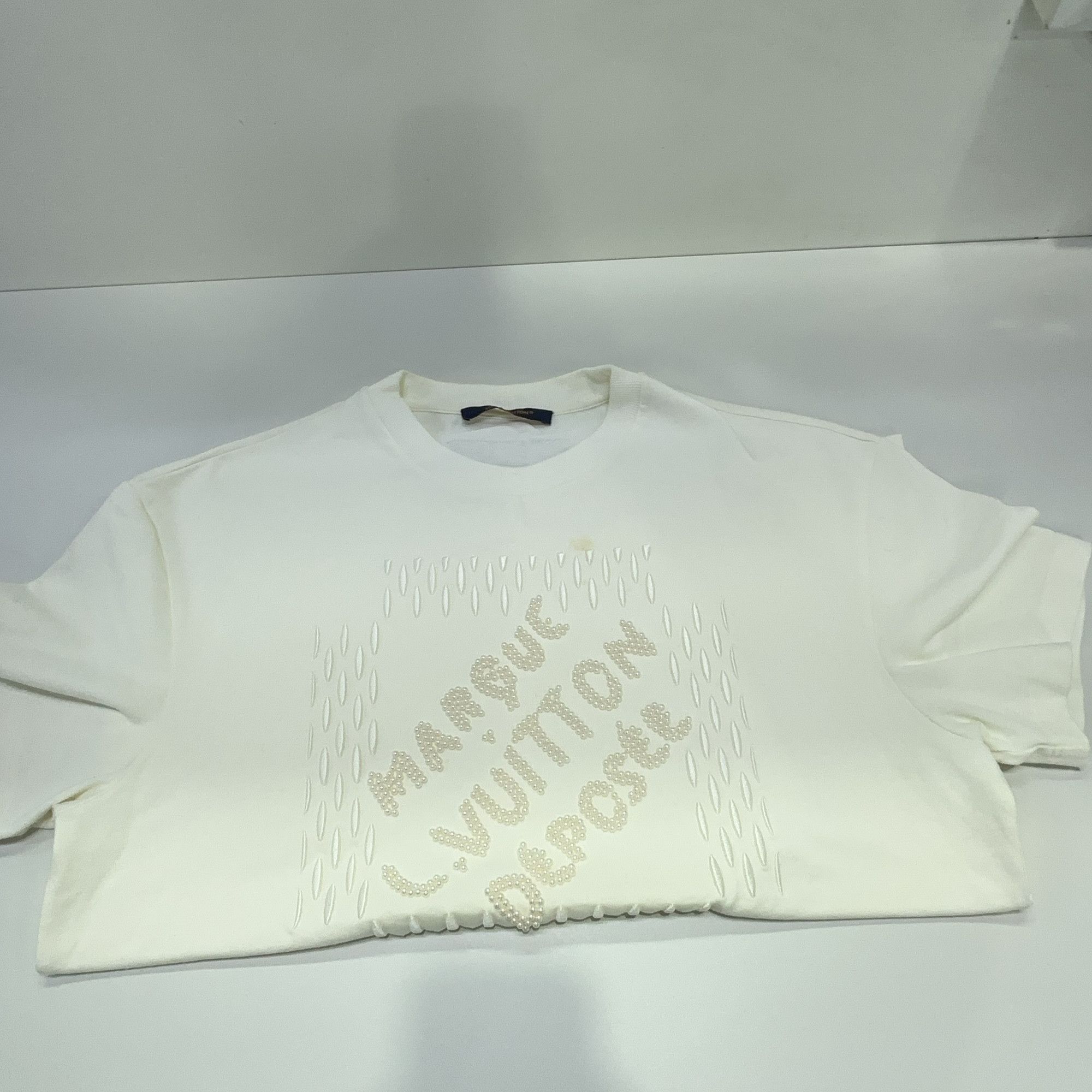 Louis Vuitton Louis Vuitton Pearl Embroidery T-Shirt M Size US M / EU 48-50 / 2 - 6 Thumbnail