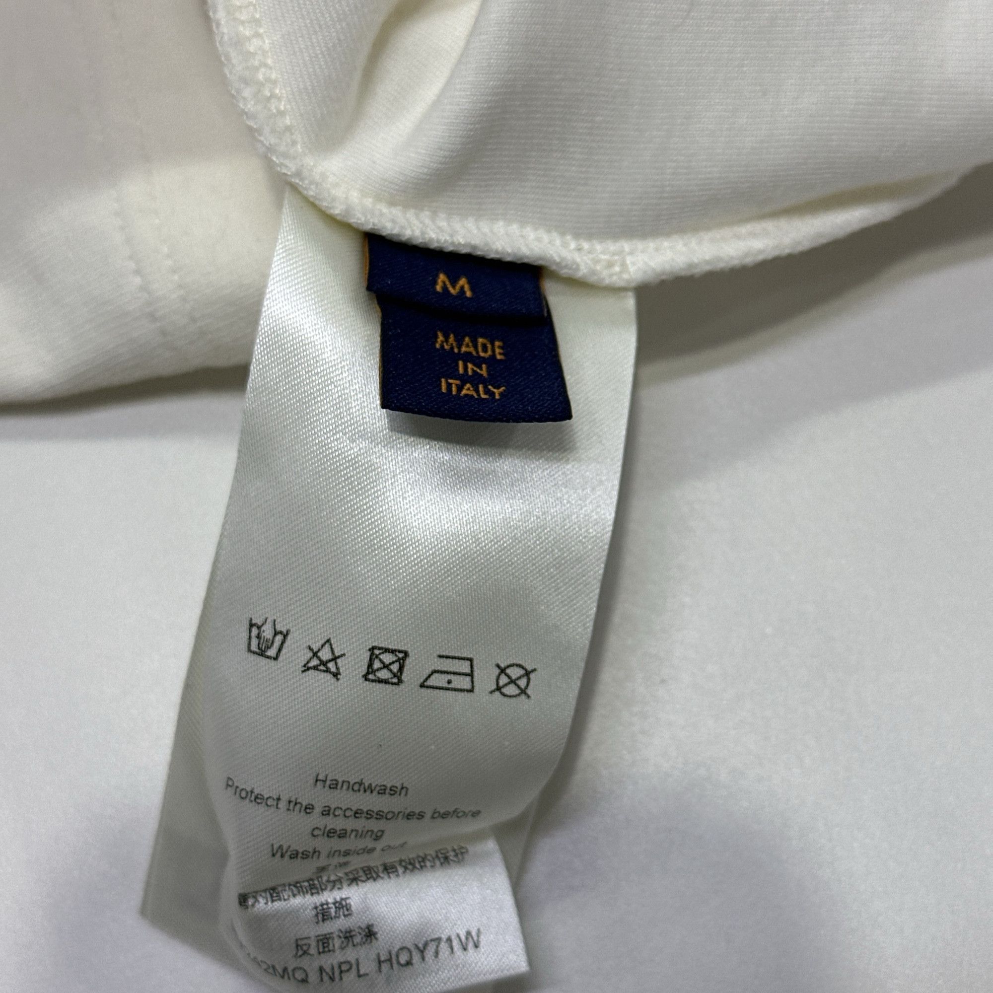 Louis Vuitton Louis Vuitton Pearl Embroidery T-Shirt M Size US M / EU 48-50 / 2 - 4 Thumbnail
