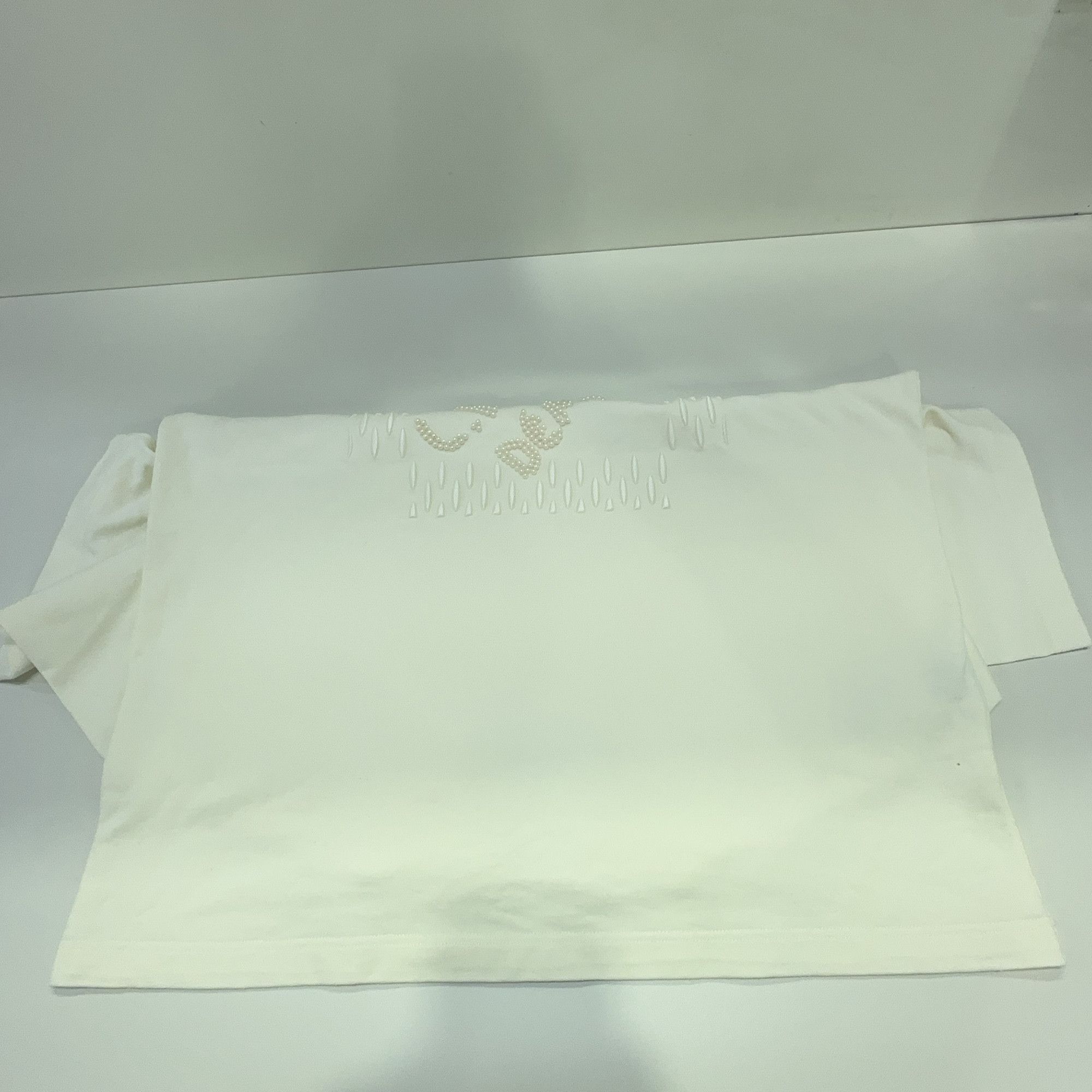 Louis Vuitton Louis Vuitton Pearl Embroidery T-Shirt M Size US M / EU 48-50 / 2 - 9 Thumbnail