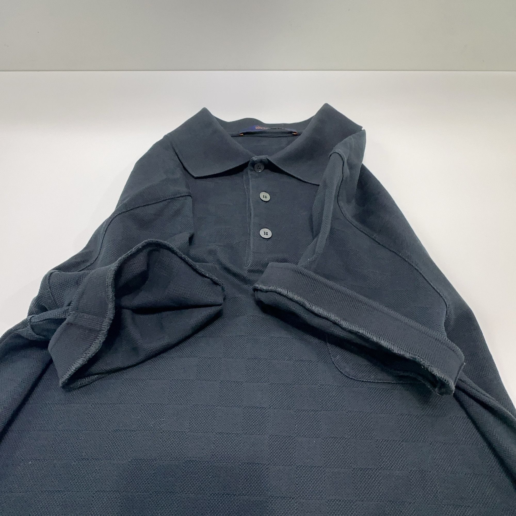 Louis Vuitton Louis Vuitton Damier Texture Polo Shirt Size S Size US S / EU 44-46 / 1 - 5 Thumbnail
