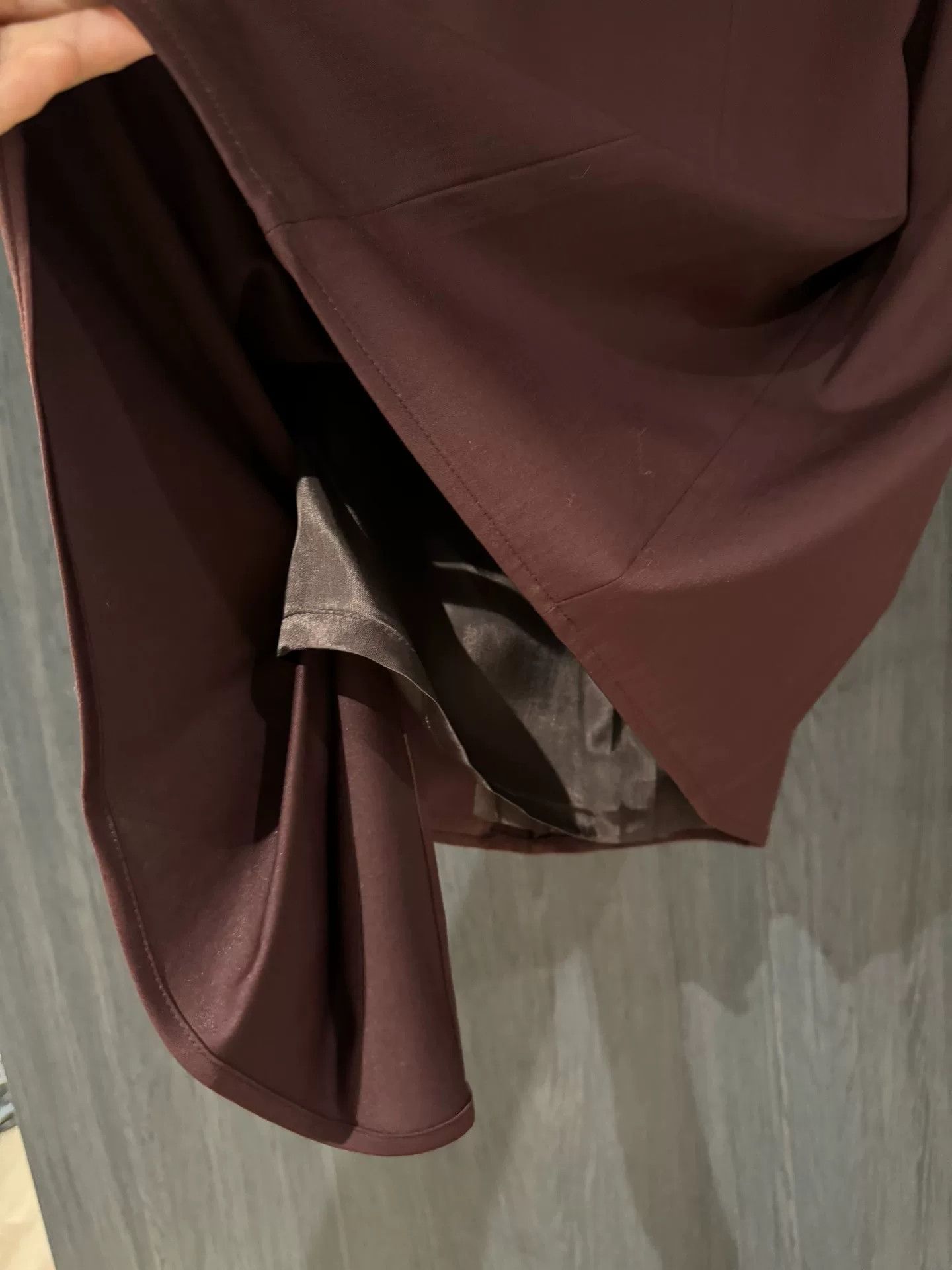 A.F. Vandevorst A.F.Vandevorst Wine Red Structured Midi Skirt Size 42" / US 20 - 5 Thumbnail