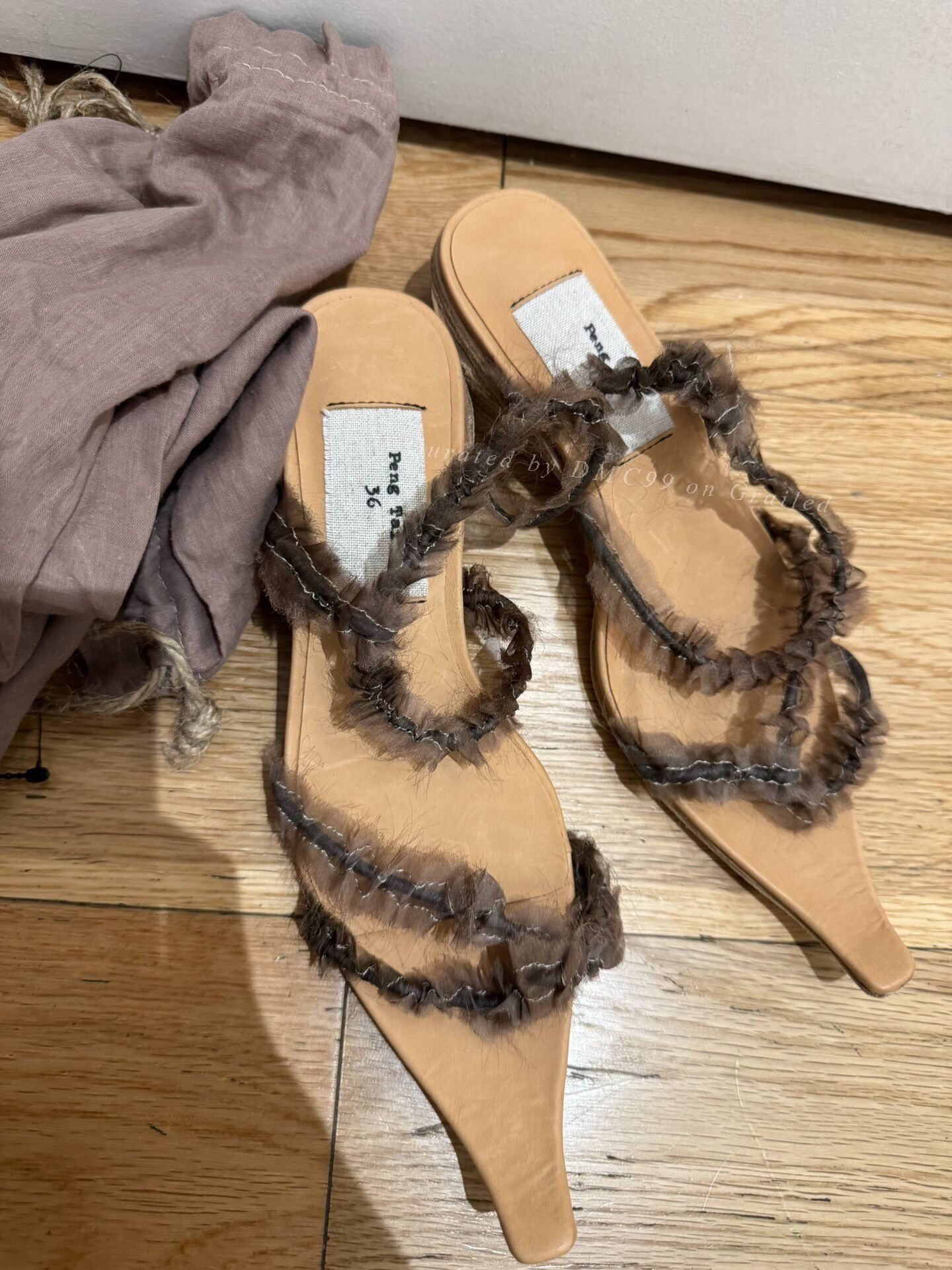 CHENPENG Peng Tai Lace Strap Pleated Sandals Size US 5 / IT 35 - 2 Thumbnail