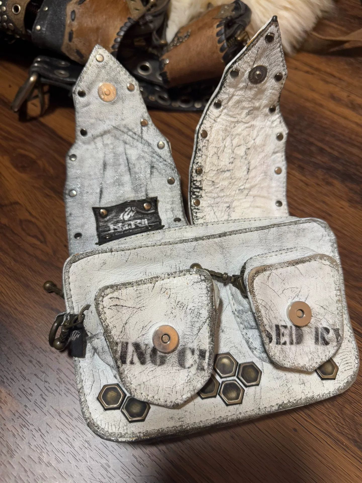 KMRii kmrii Visual Kei White Waist Bag Size ONE SIZE - 4 Thumbnail