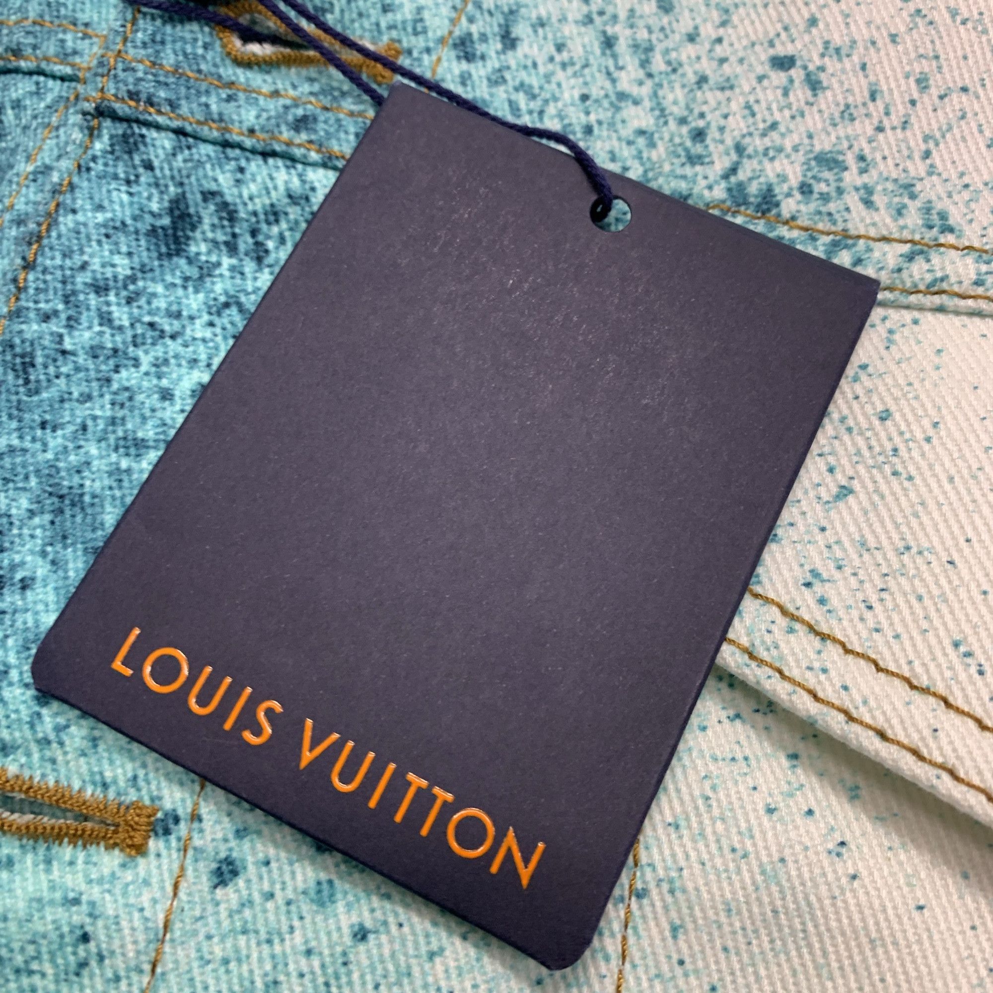 Louis Vuitton Louis Vuitton Spray Monogram Denim Jacket 52 Size US L / EU 52-54 / 3 - 2 Thumbnail