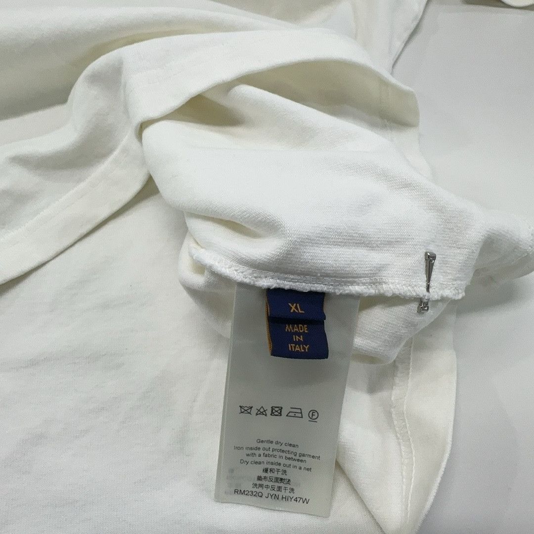 Louis Vuitton Louis Vuitton Staples Edition White T-Shirt XL Size US XL / EU 56 / 4 - 3 Thumbnail