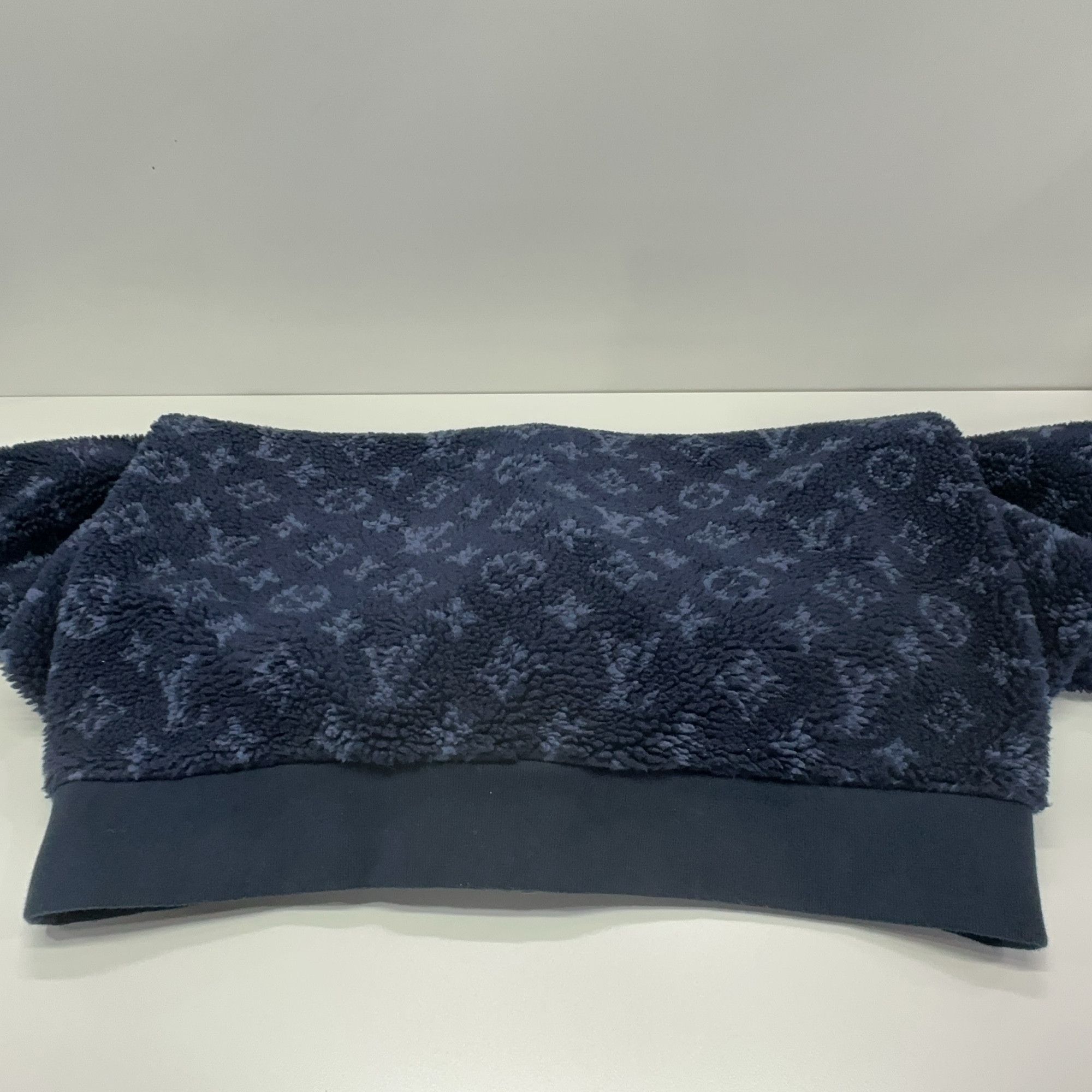 Louis Vuitton Louis Vuitton Monogram Jacquard Fleece Jacket L Size US L / EU 52-54 / 3 - 12 Thumbnail