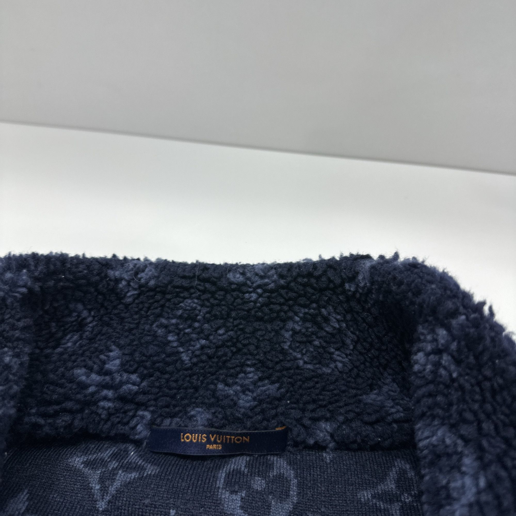 Louis Vuitton Louis Vuitton Monogram Jacquard Fleece Jacket L Size US L / EU 52-54 / 3 - 3 Thumbnail