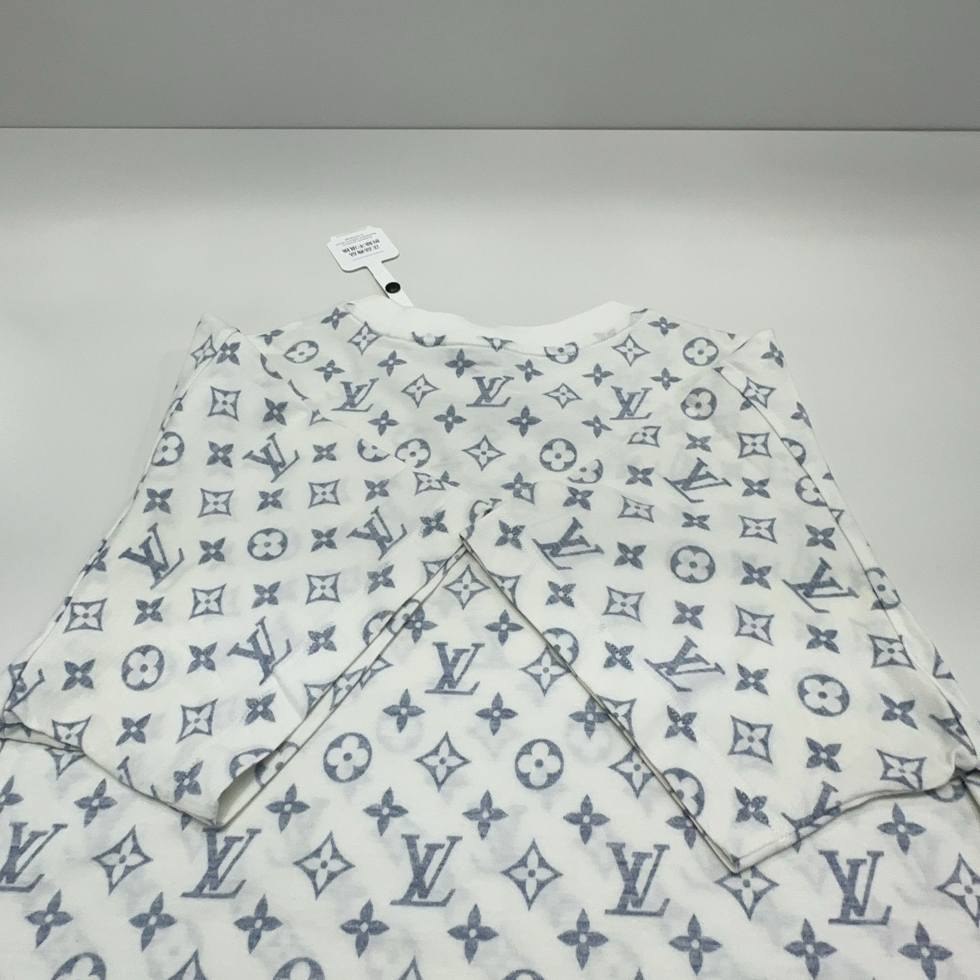 Louis Vuitton Louis Vuitton Monogram Chain T-Shirt M Size US M / EU 48-50 / 2 - 10 Thumbnail