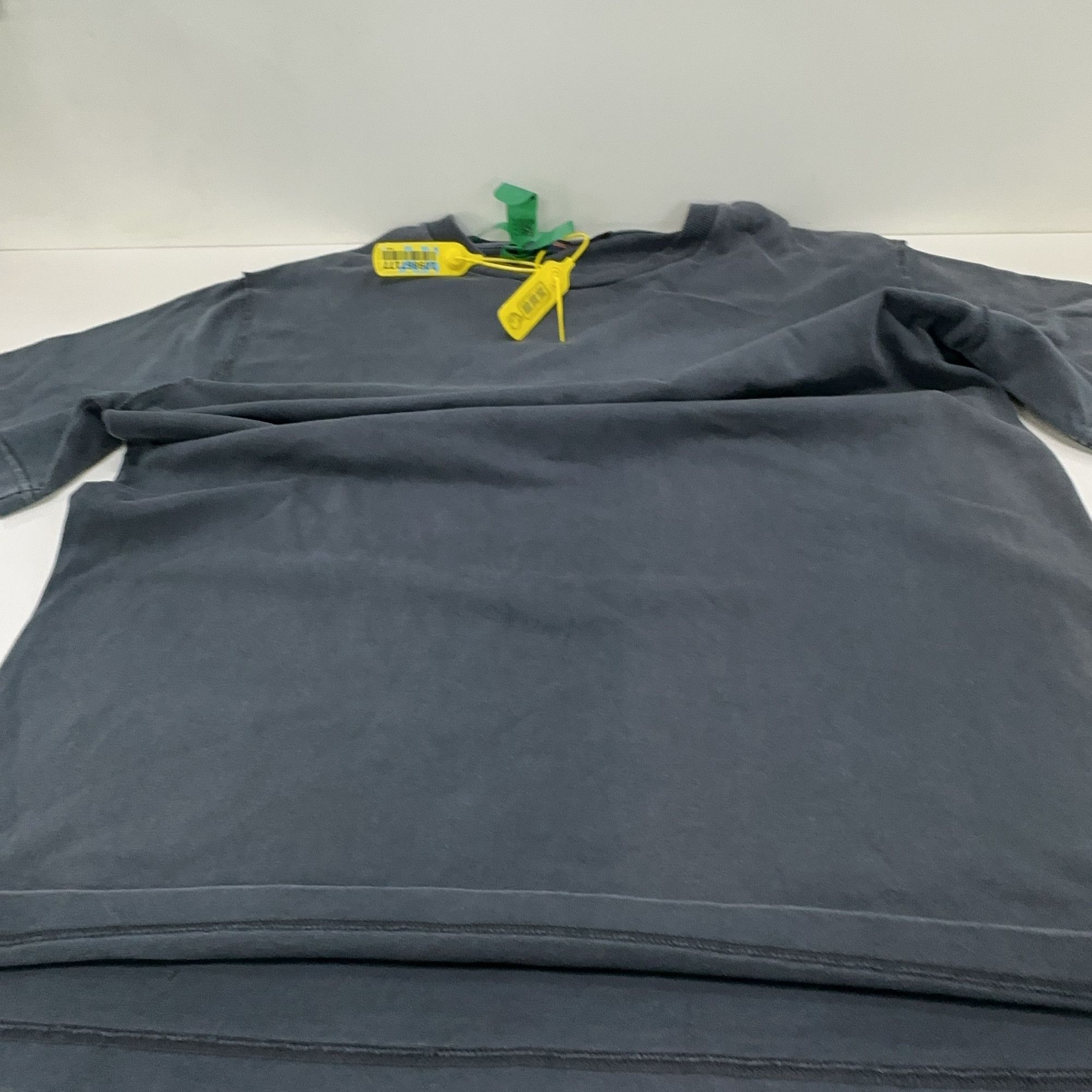 Louis Vuitton Louis Vuitton Inside Out Staples Edition T-Shirt L Size US L / EU 52-54 / 3 - 6 Thumbnail