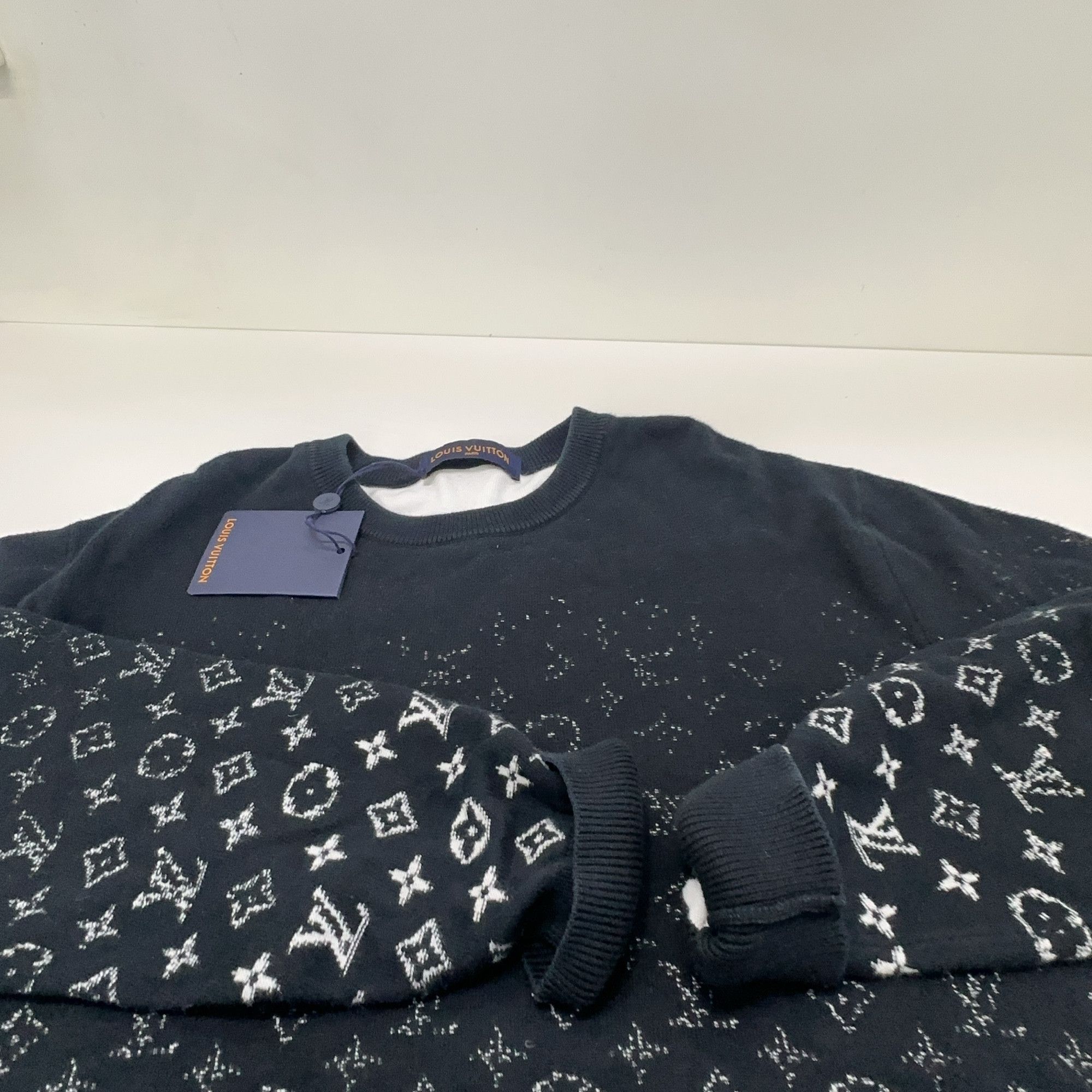 Louis Vuitton Louis Vuitton Monogram Gradient Sweater L Size US L / EU 52-54 / 3 - 7 Thumbnail