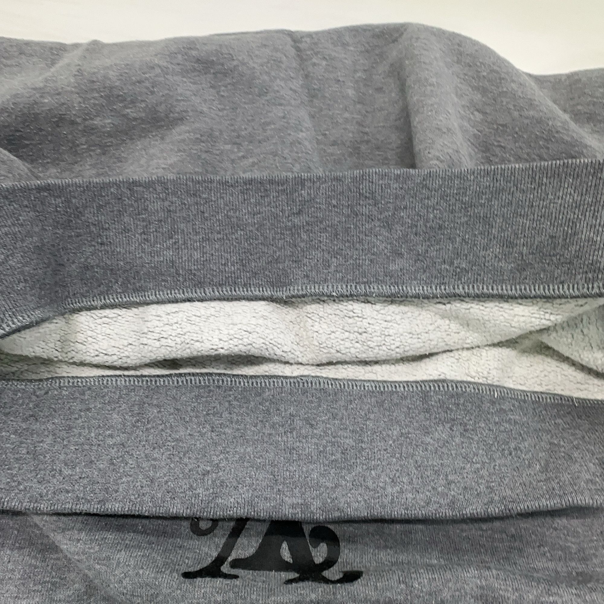 Louis Vuitton Louis Vuitton x Nigo Grey Squared Sweatshirt M Size US M / EU 48-50 / 2 - 8 Thumbnail