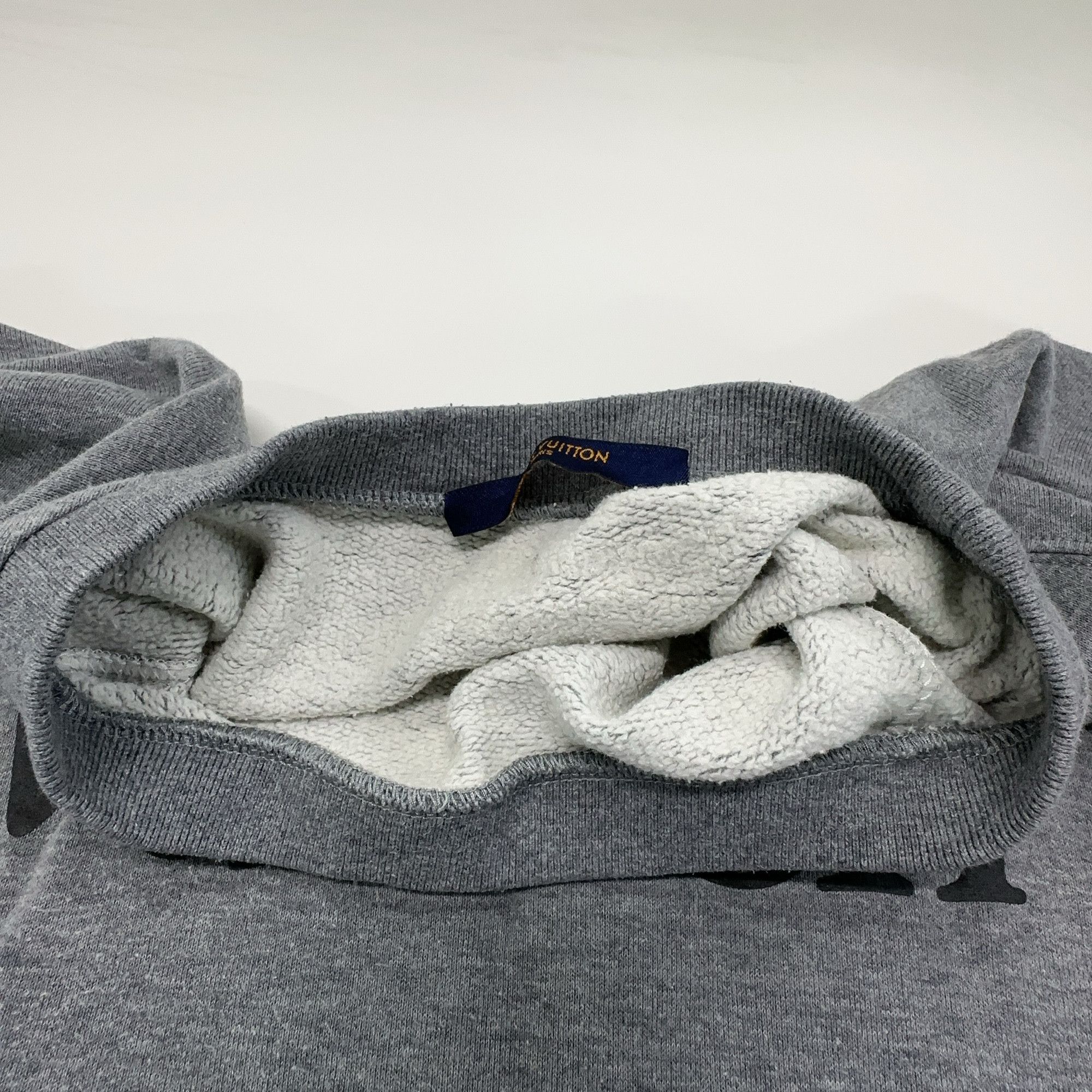 Louis Vuitton Louis Vuitton x Nigo Grey Squared Sweatshirt M Size US M / EU 48-50 / 2 - 5 Thumbnail