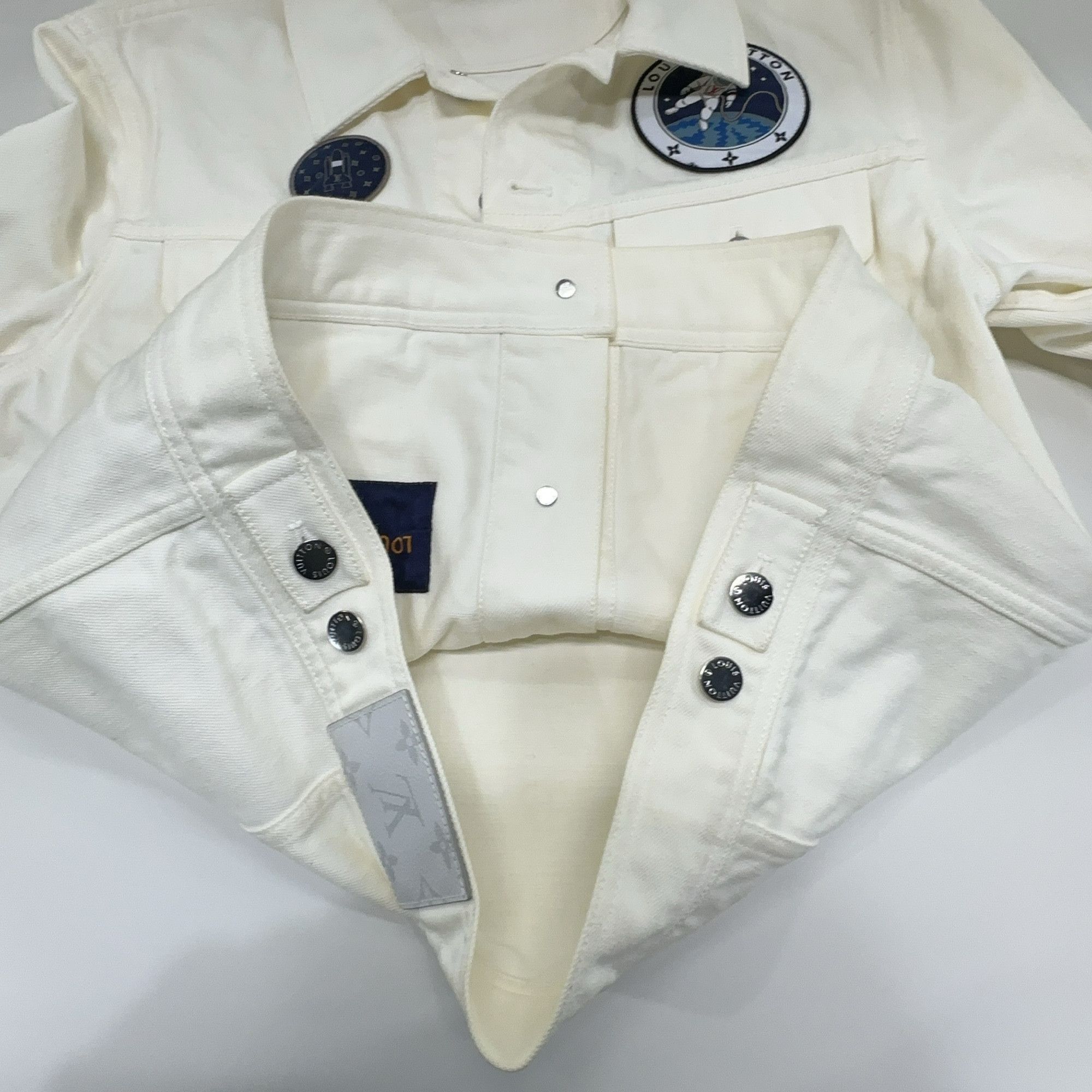 Louis Vuitton Louis Vuitton Astronaut Patch Denim Jacket 48 Size US M / EU 48-50 / 2 - 8 Thumbnail