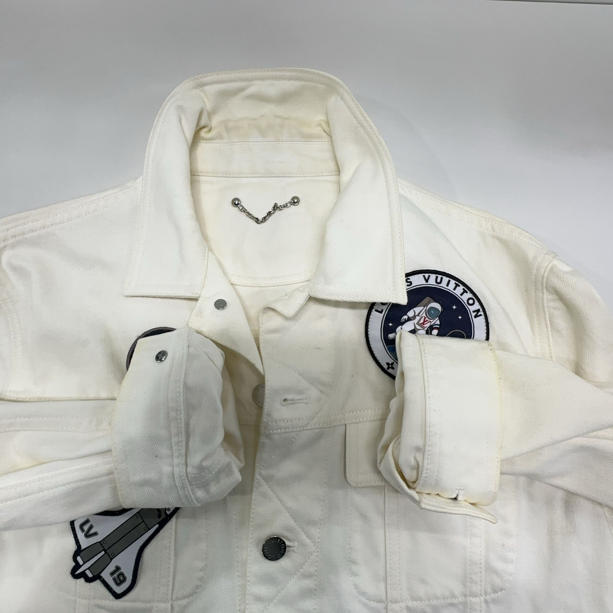Louis Vuitton Louis Vuitton Astronaut Patch Denim Jacket 48 Size US M / EU 48-50 / 2 - 5 Thumbnail