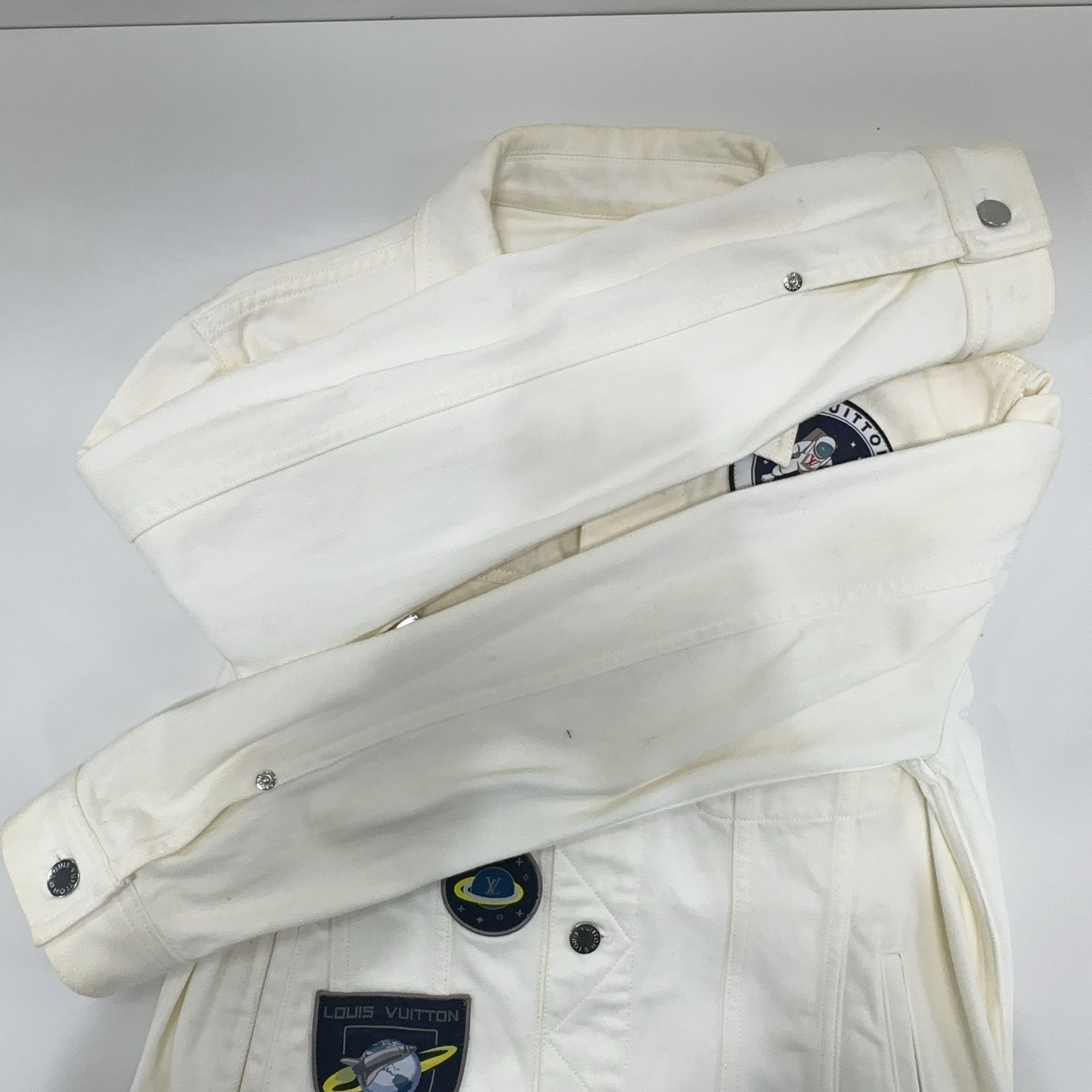Louis Vuitton Louis Vuitton Astronaut Patch Denim Jacket 48 Size US M / EU 48-50 / 2 - 9 Thumbnail