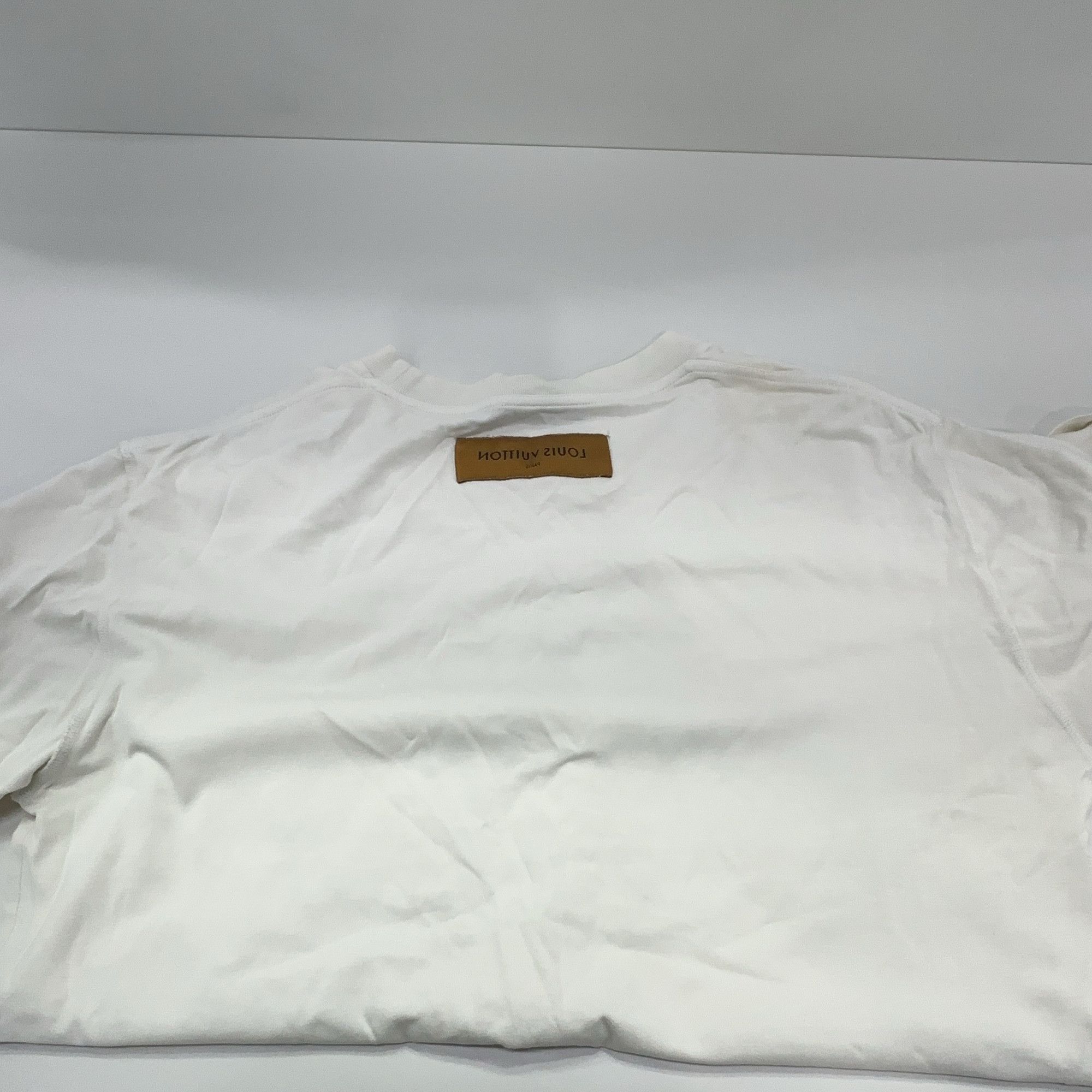 Louis Vuitton Louis Vuitton LV Stitch Graphic T-Shirt US M Size US M / EU 48-50 / 2 - 8 Thumbnail