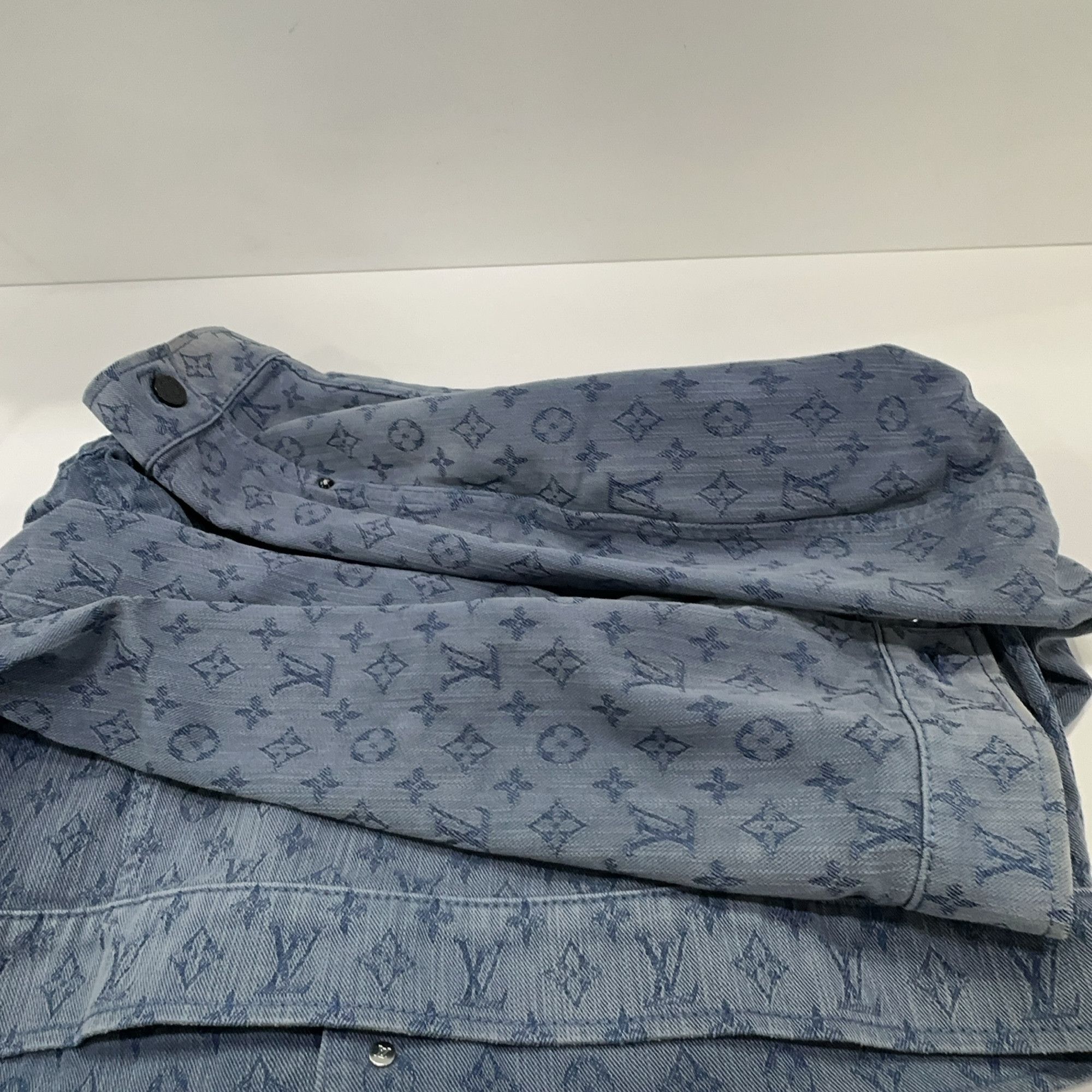 Louis Vuitton Louis Vuitton Monogram Denim Jacket 48 Size US M / EU 48-50 / 2 - 12 Thumbnail
