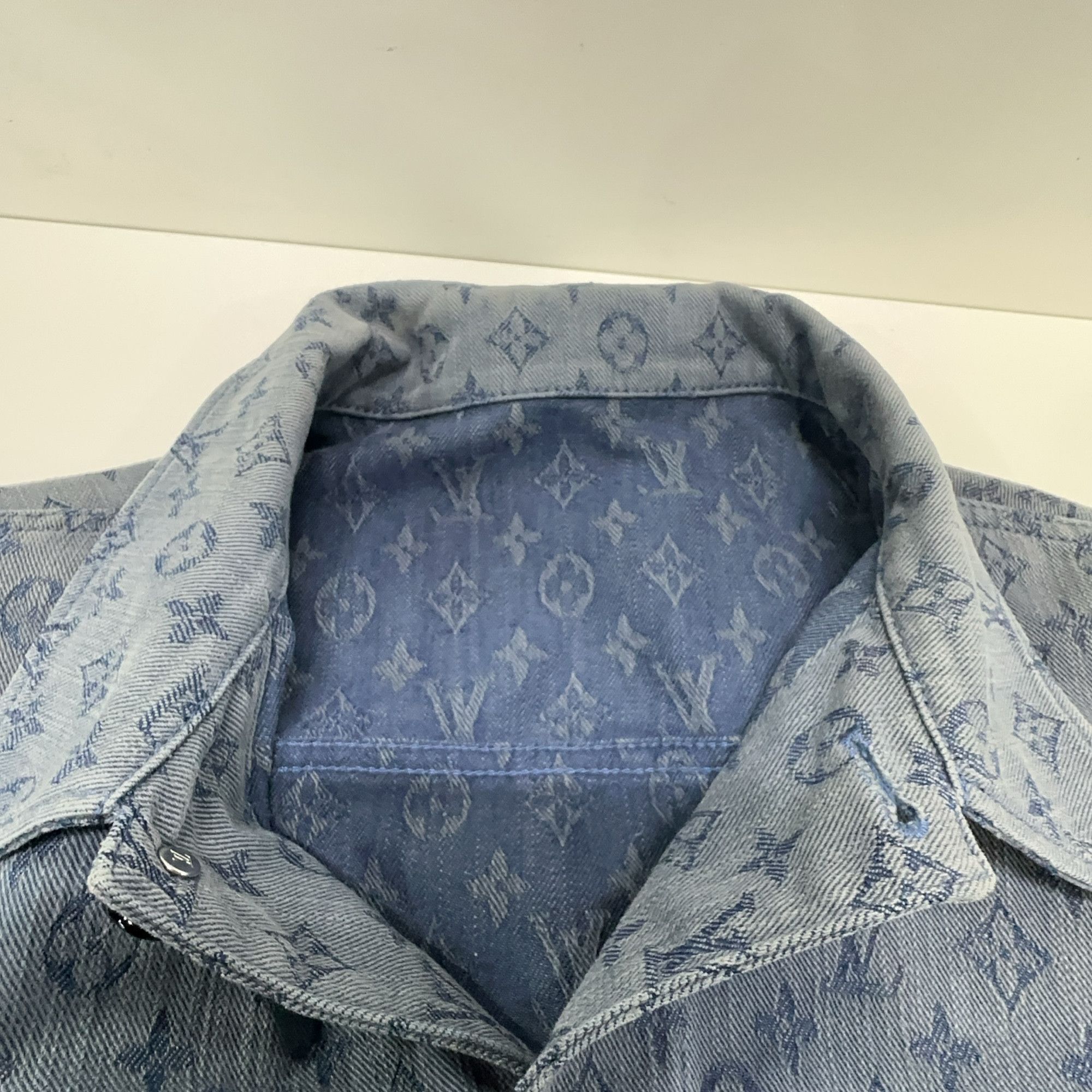 Louis Vuitton Louis Vuitton Monogram Denim Jacket 48 Size US M / EU 48-50 / 2 - 5 Thumbnail