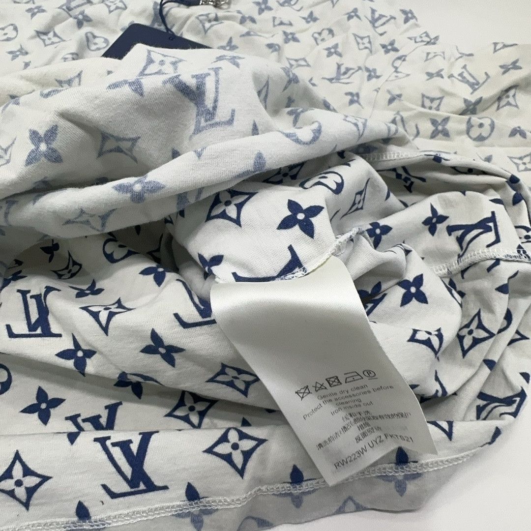 Louis Vuitton Louis Vuitton Monogram Chain Detail T-Shirt M Size US M / EU 48-50 / 2 - 5 Thumbnail
