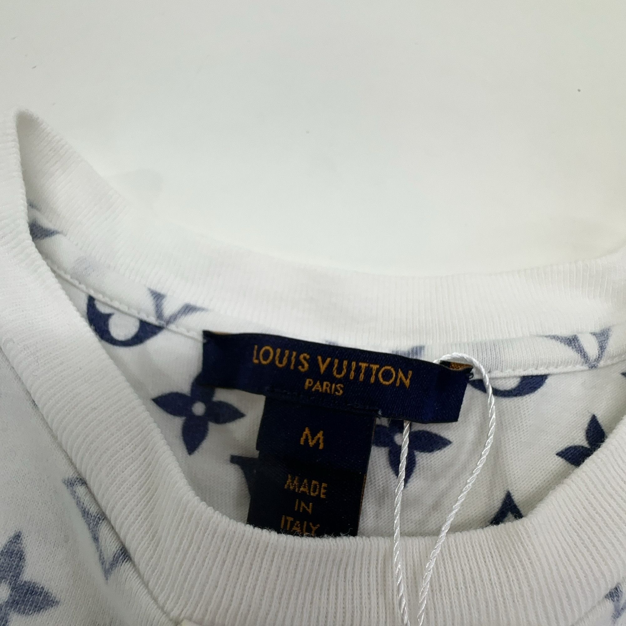 Louis Vuitton Louis Vuitton Monogram Chain T-Shirt M Size US M / EU 48-50 / 2 - 3 Thumbnail