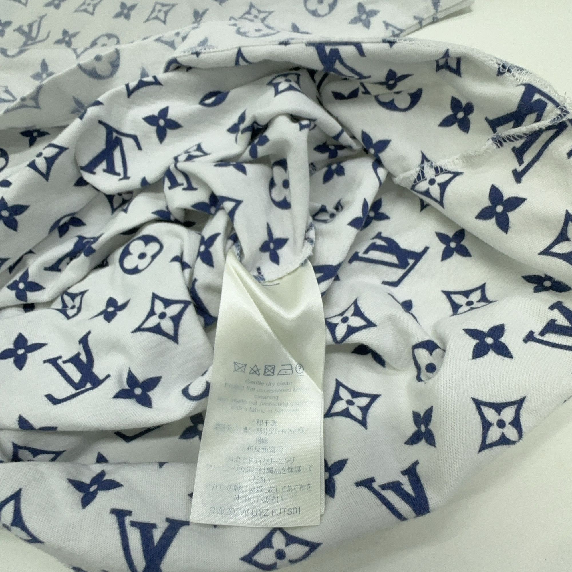 Louis Vuitton Louis Vuitton Monogram Chain T-Shirt M Size US M / EU 48-50 / 2 - 4 Thumbnail