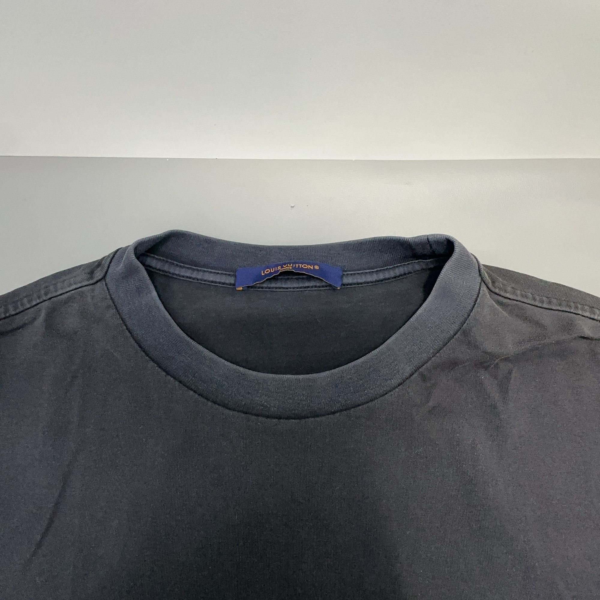 Louis Vuitton Louis Vuitton Monogram Gradient T-Shirt M Size US M / EU 48-50 / 2 - 6 Thumbnail