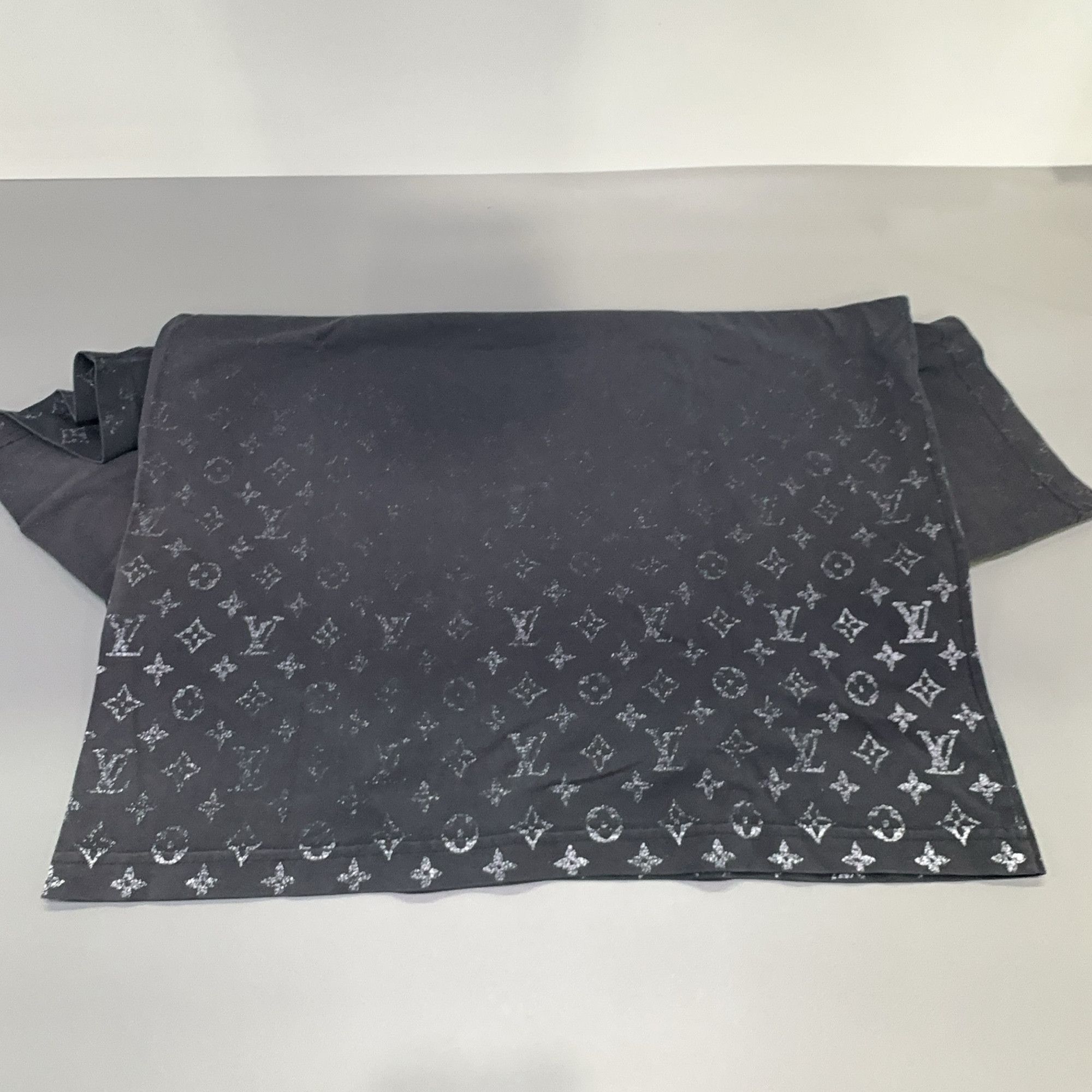 Louis Vuitton Louis Vuitton Monogram Gradient T-Shirt M Size US M / EU 48-50 / 2 - 10 Thumbnail