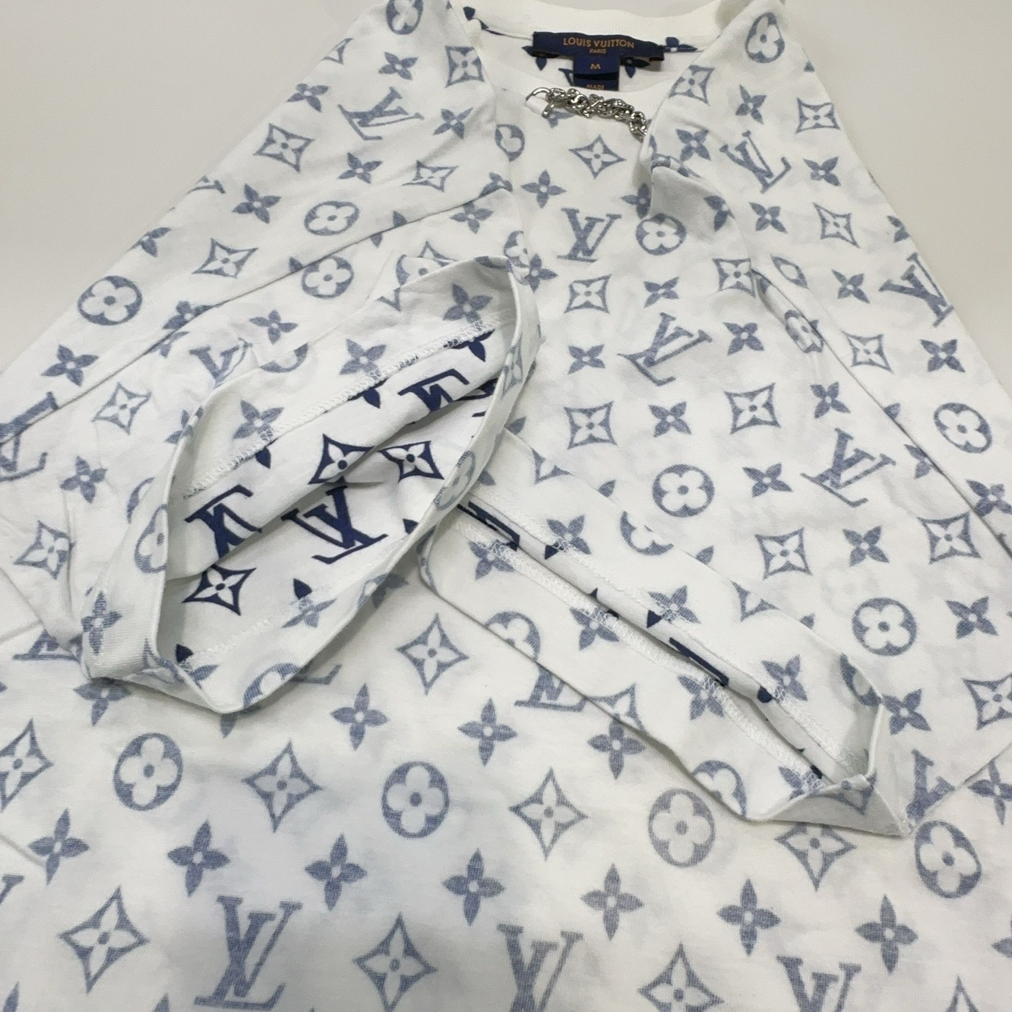 Louis Vuitton Louis Vuitton Chain Monogram T-Shirt White M Size US M / EU 48-50 / 2 - 6 Thumbnail