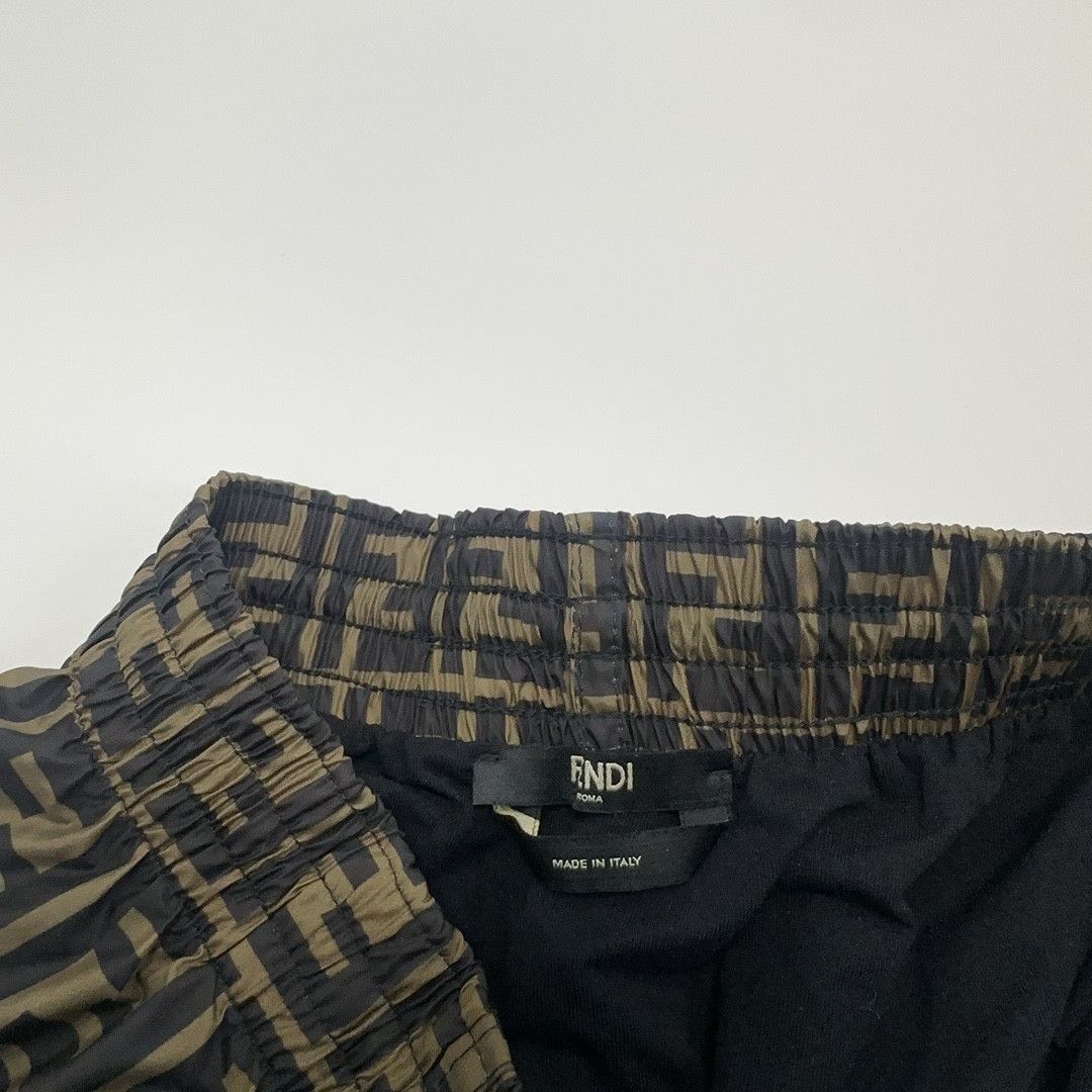 Fendi Fendi FF Monogram Logo Casual Shorts Size 50 Size US 34 / EU 50 - 5 Thumbnail