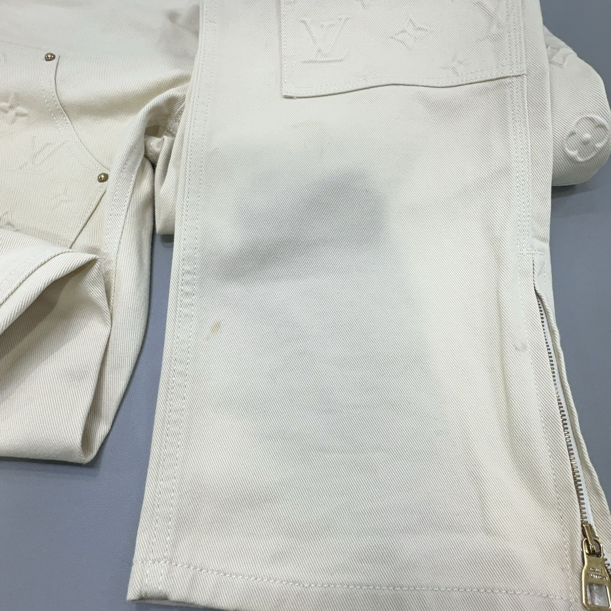 Louis Vuitton Louis Vuitton Monogram Embossed Carpenter Pants 28 Size US 28 / EU 44 - 10 Thumbnail
