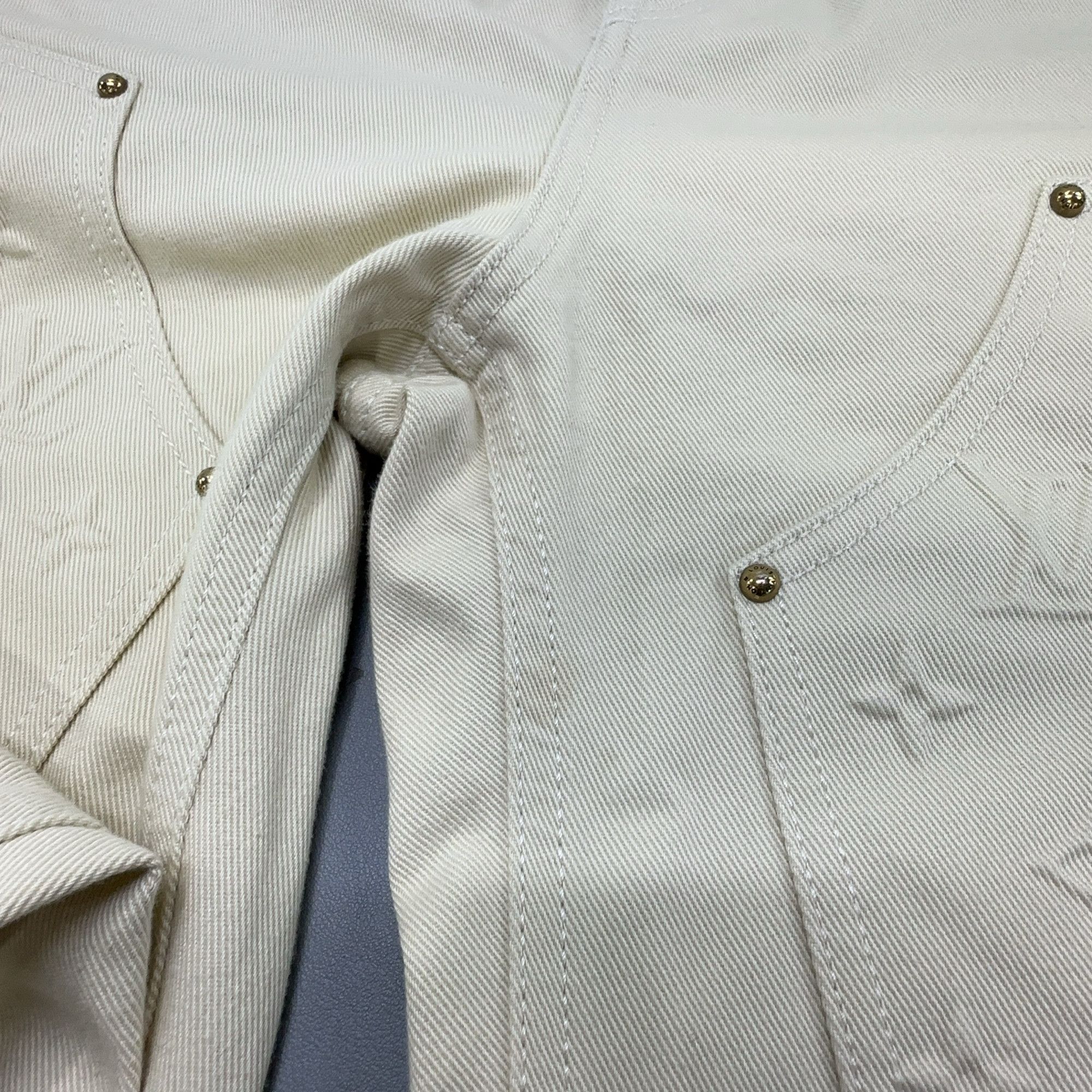 Louis Vuitton Louis Vuitton Monogram Embossed Carpenter Pants 28 Size US 28 / EU 44 - 8 Thumbnail