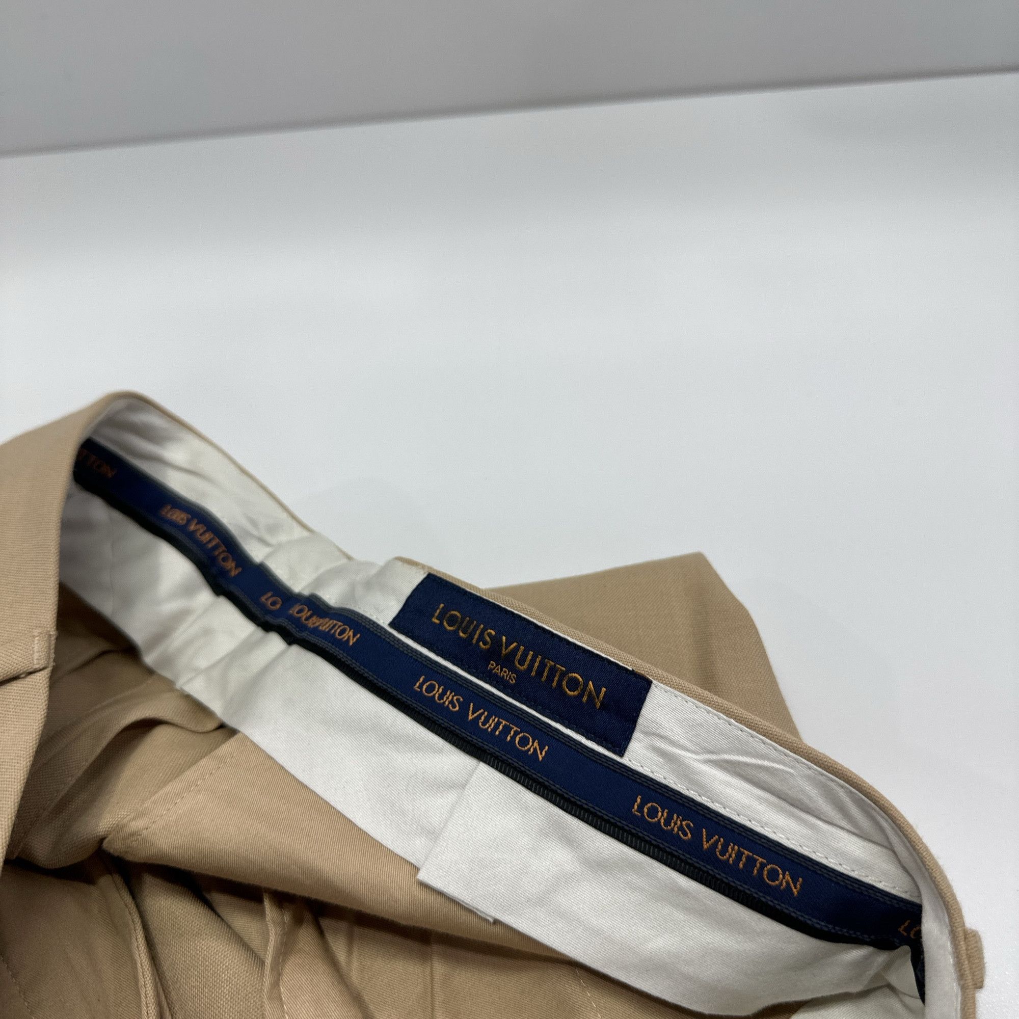 Louis Vuitton Louis Vuitton Straight Leg Casual Pants 42 Size US 26 / EU 42 - 4 Thumbnail
