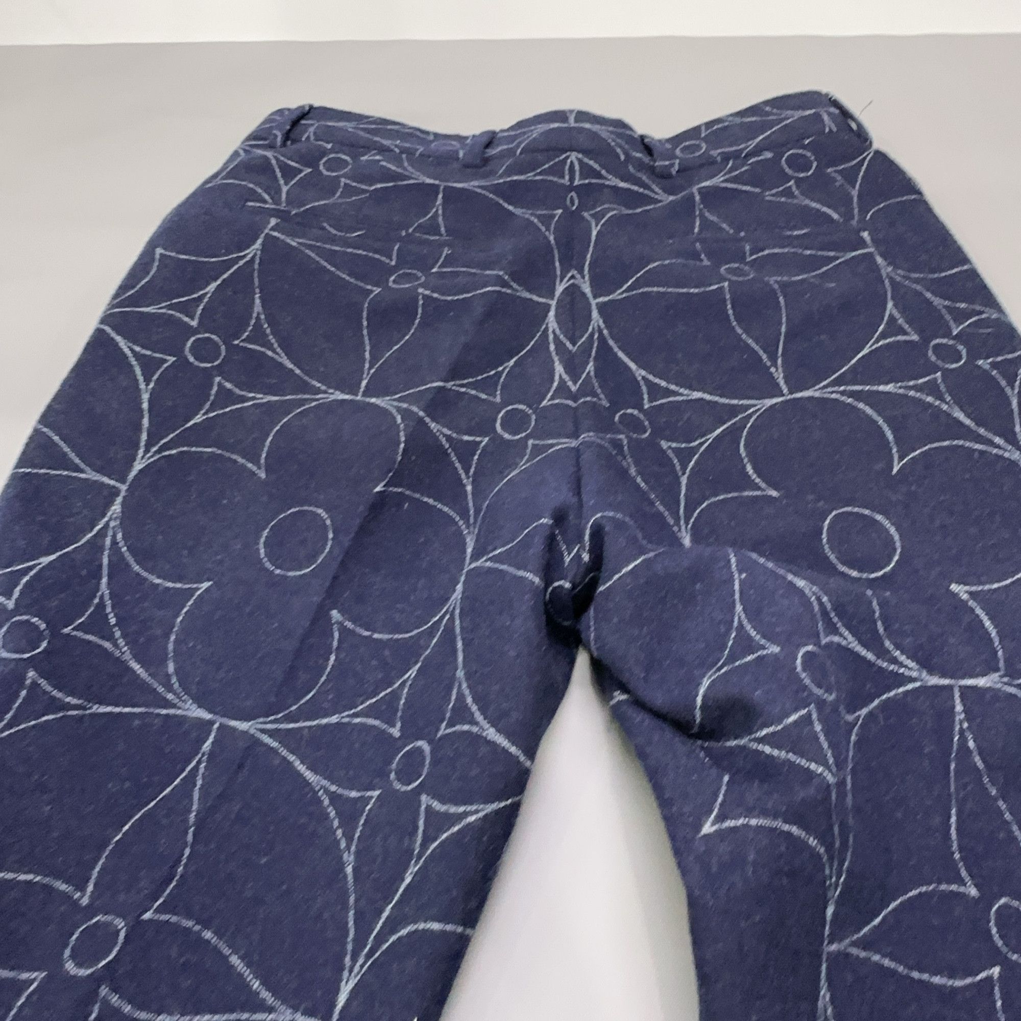 Louis Vuitton Louis Vuitton Monogram Print Casual Pants 38 Size US 38 / EU 54 - 8 Thumbnail