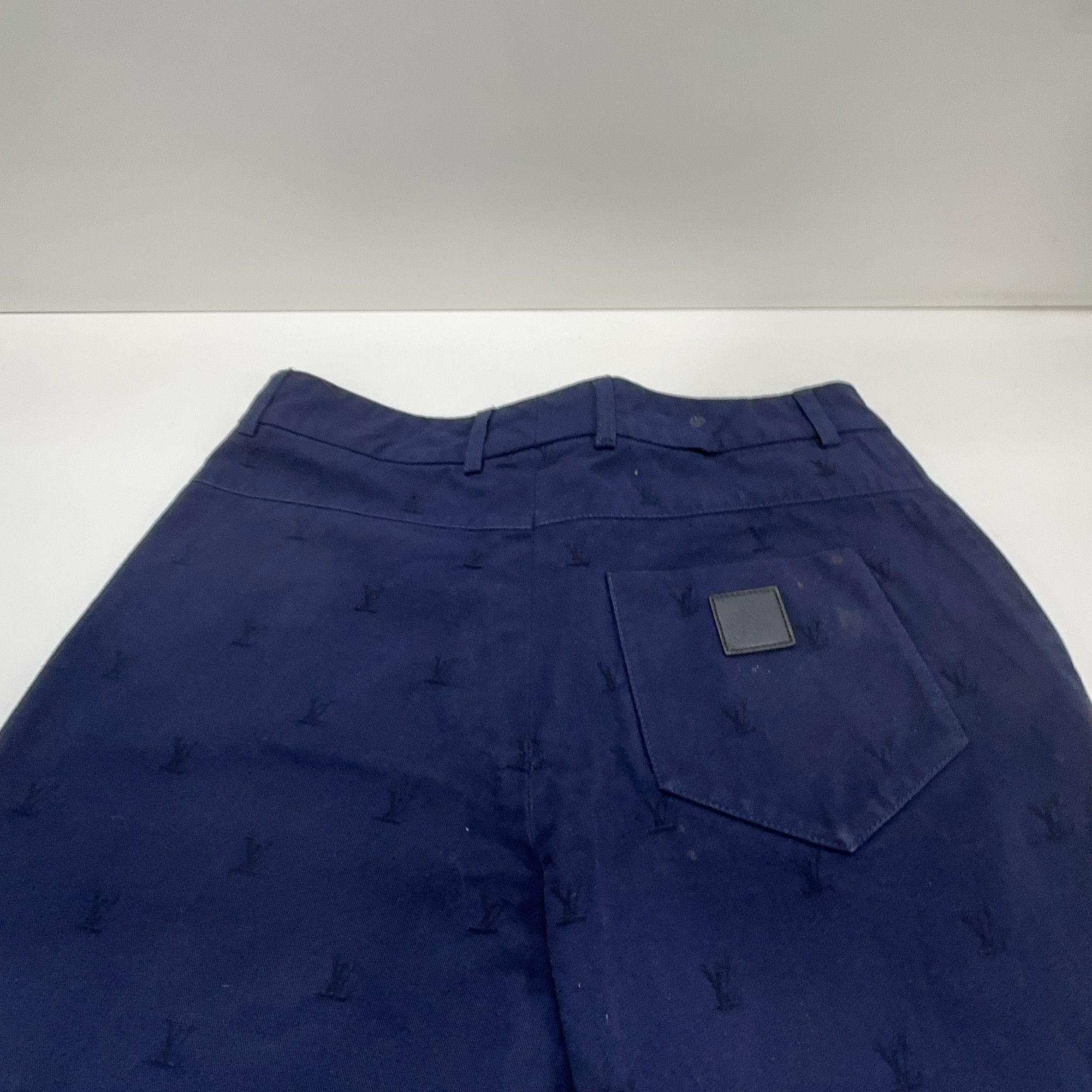 Louis Vuitton Louis Vuitton Monogram Casual Pants Size 32 Size US 32 / EU 48 - 8 Thumbnail