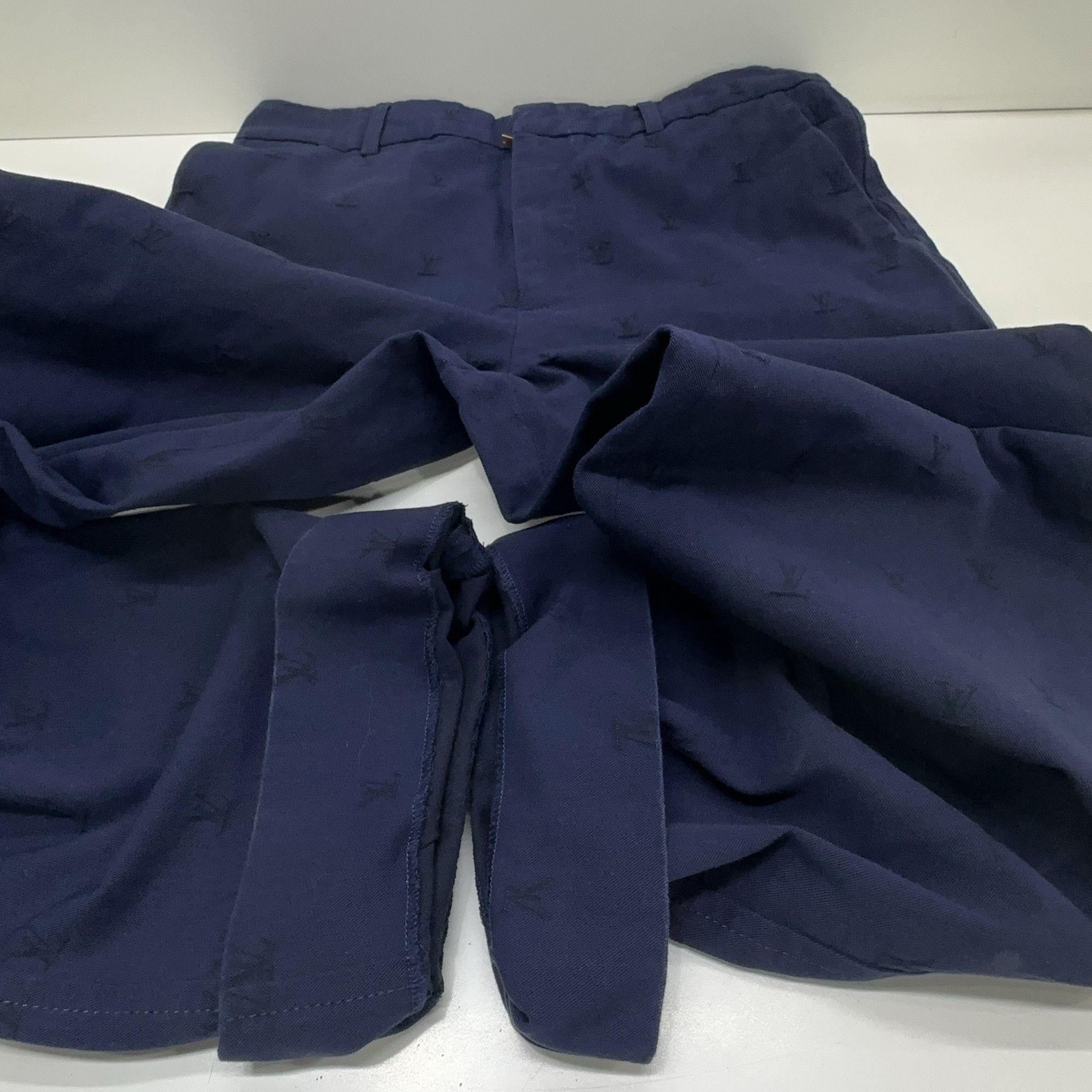 Louis Vuitton Louis Vuitton Monogram Casual Pants Size 32 Size US 32 / EU 48 - 7 Thumbnail