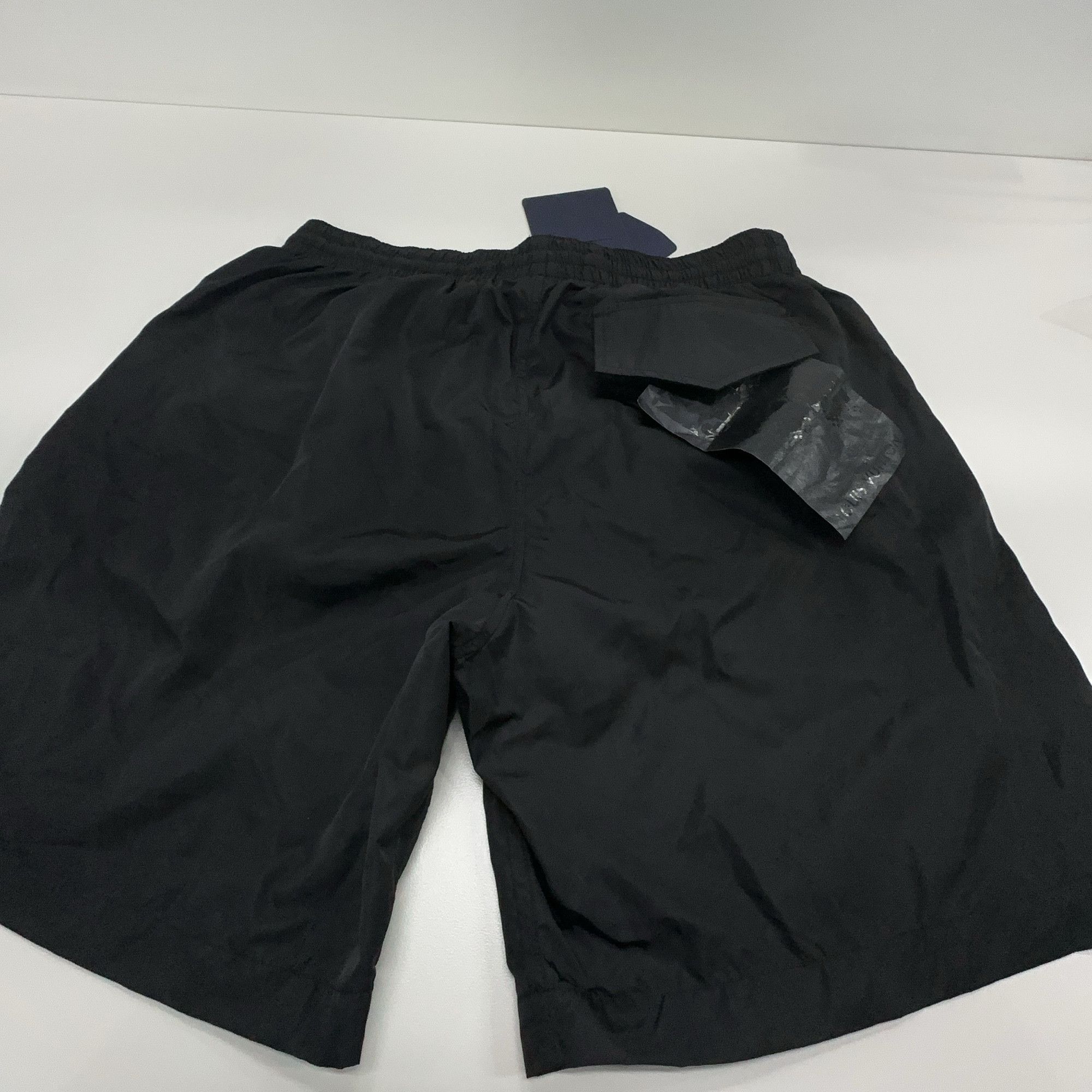 Louis Vuitton Louis Vuitton Water Monogram Board Shorts S Size US 32 / EU 48 - 6 Thumbnail
