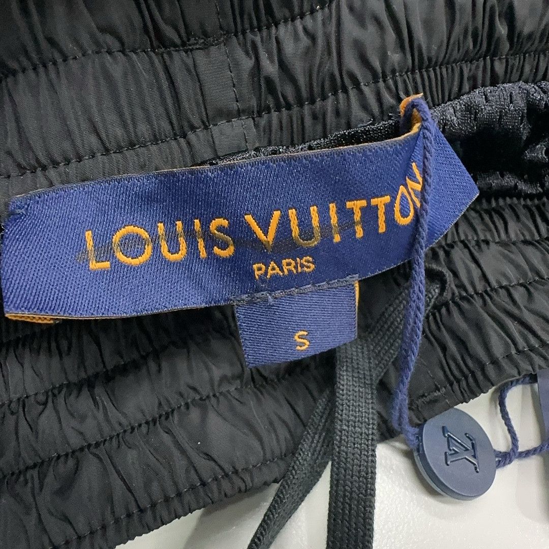 Louis Vuitton Louis Vuitton Water Monogram Board Shorts S Size US 32 / EU 48 - 4 Thumbnail