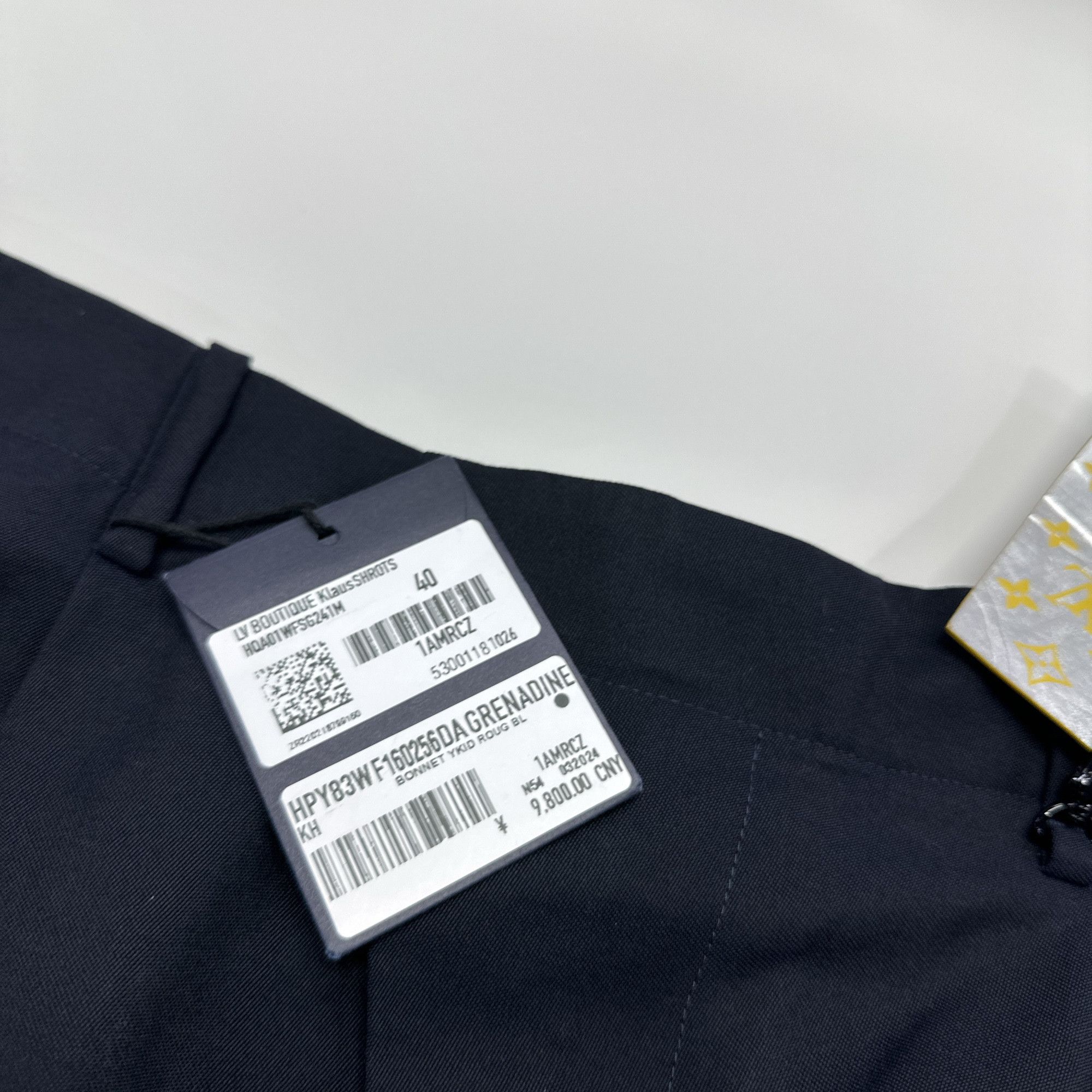 Louis Vuitton Louis Vuitton Black Tailored Shorts Size 30 Size US 40 / EU 56 - 4 Thumbnail