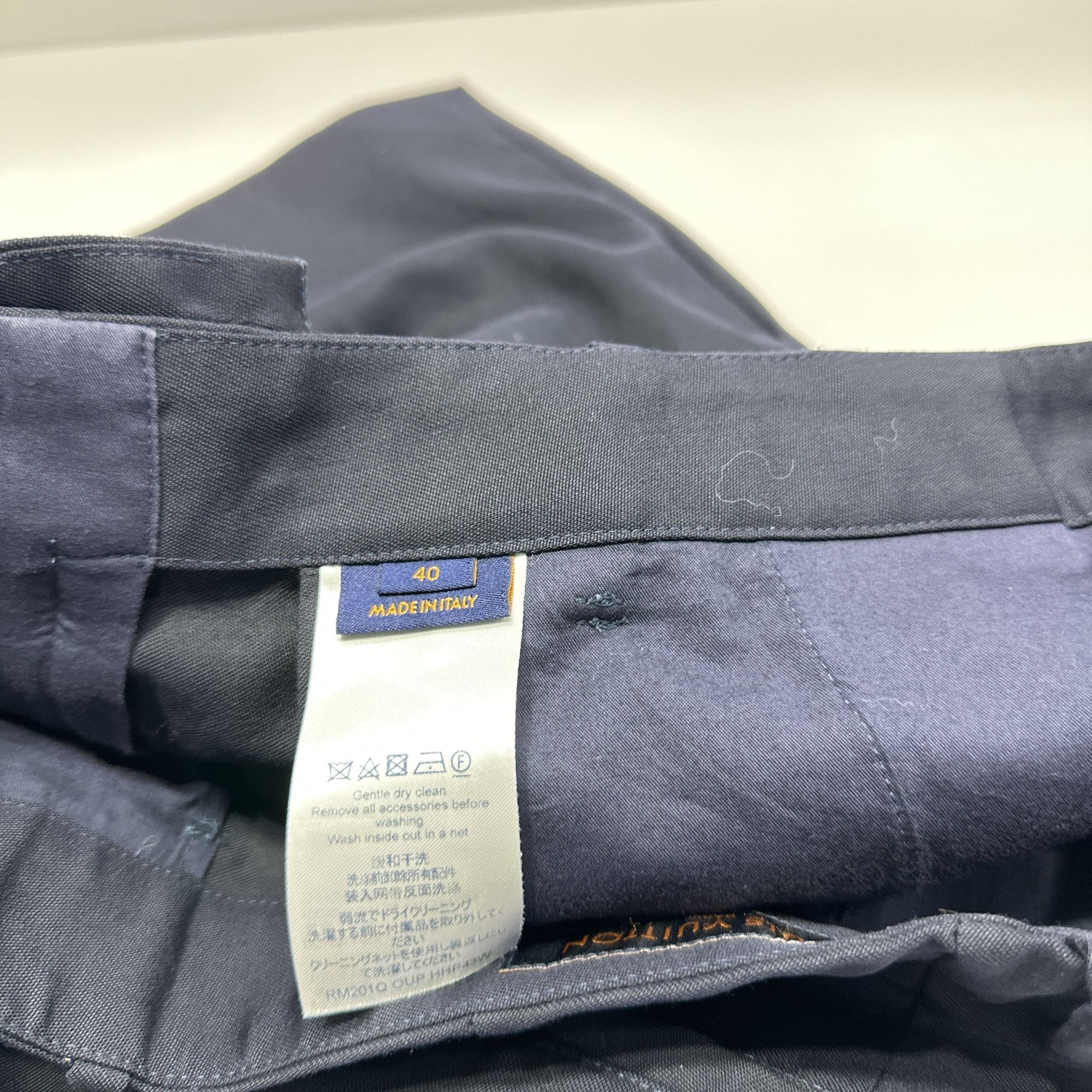 Louis Vuitton Louis Vuitton Black Tailored Shorts Size 30 Size US 40 / EU 56 - 5 Thumbnail