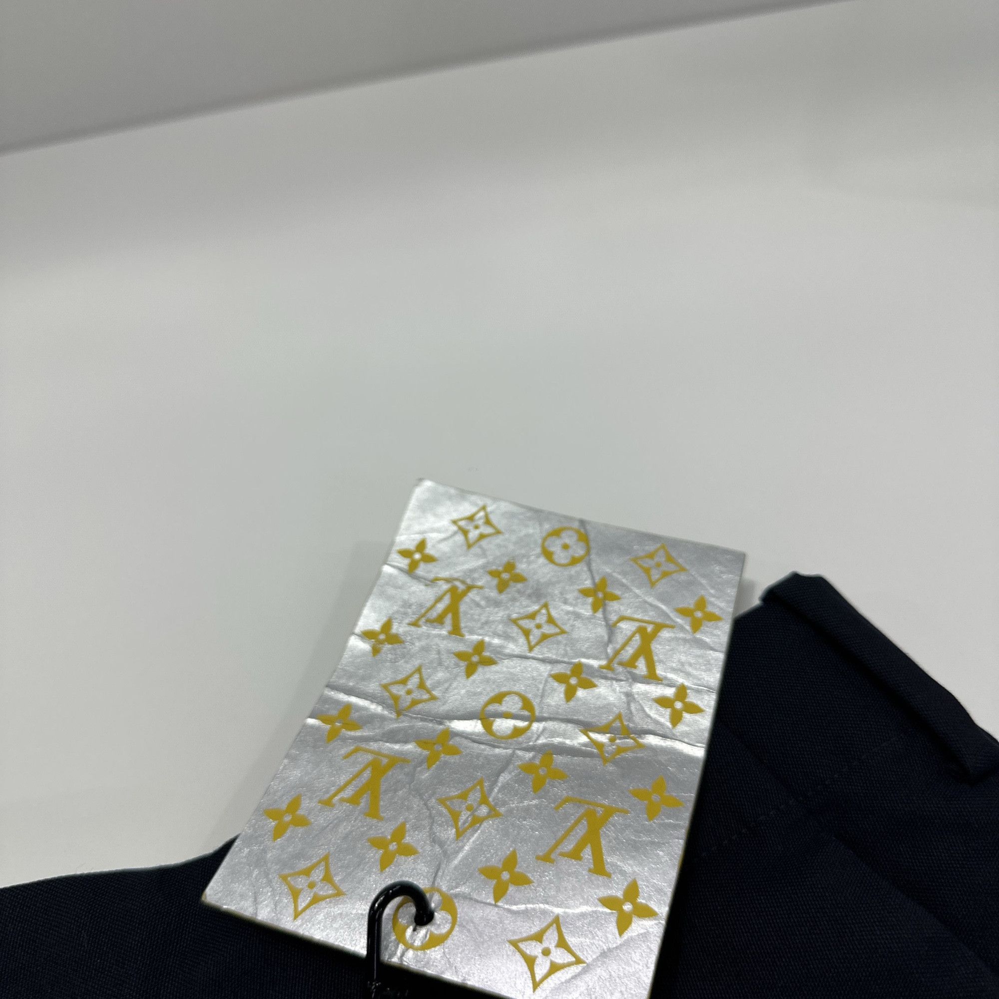 Louis Vuitton Louis Vuitton Black Tailored Shorts Size 30 Size US 40 / EU 56 - 3 Thumbnail