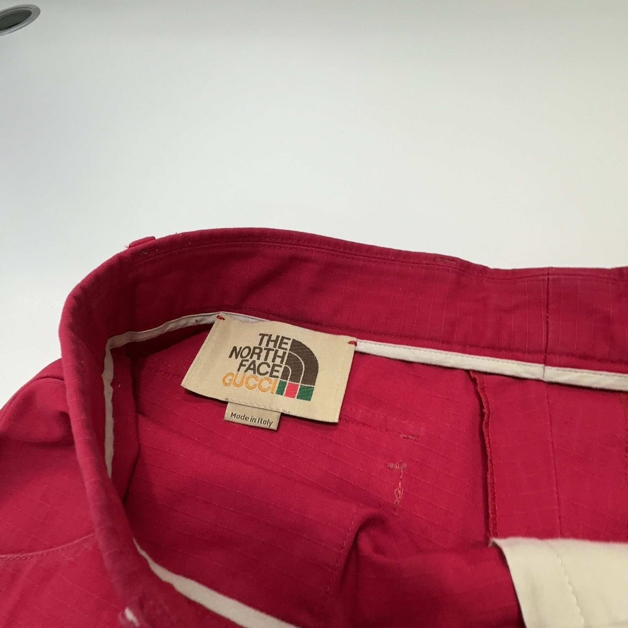 Gucci Gucci x The North Face Red Logo Shorts US 30 Size US 30 / EU 46 - 3 Thumbnail