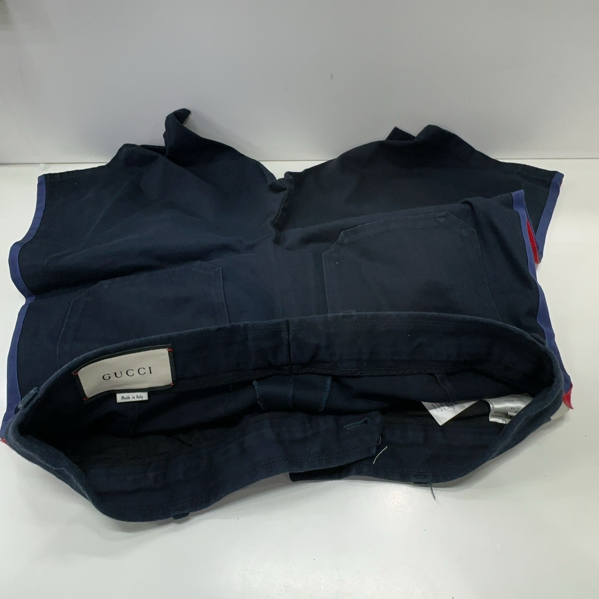 Gucci Gucci Striped Side Tape Shorts Size 32 Size US 32 / EU 48 - 6 Thumbnail