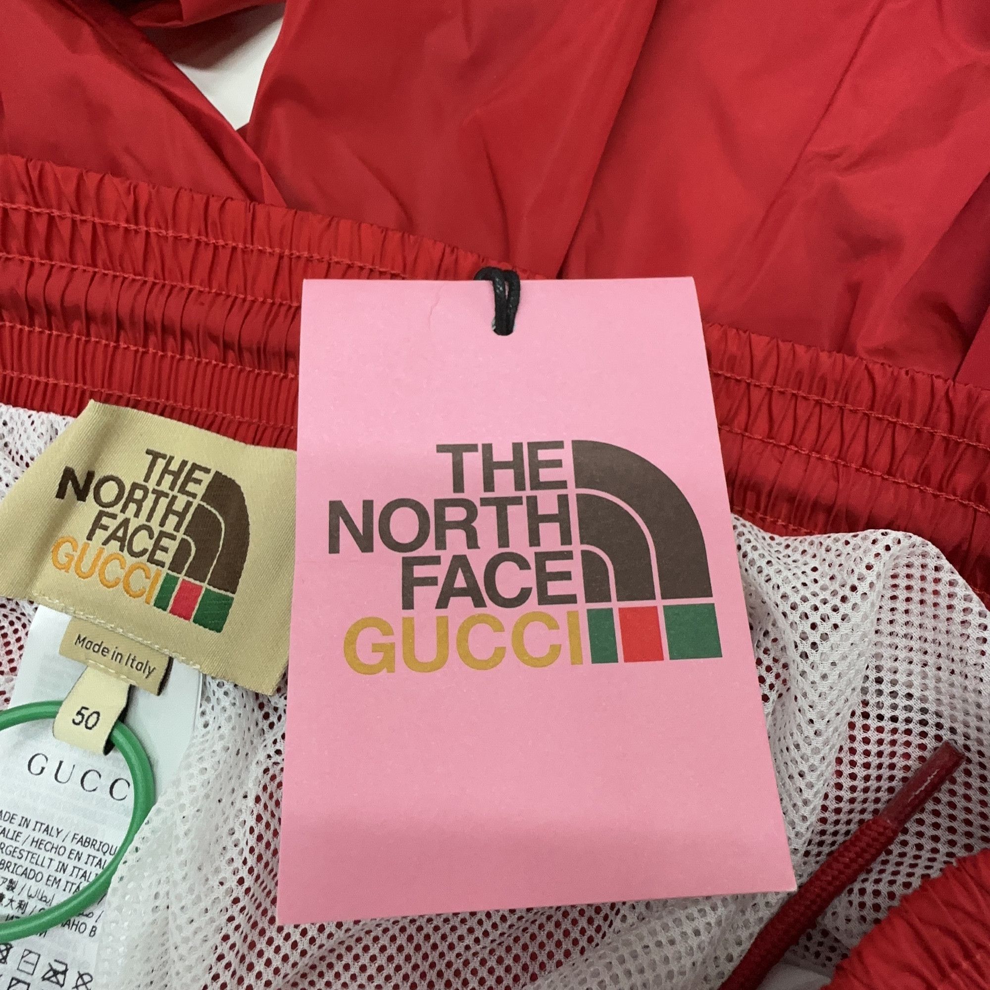 Gucci Gucci x The North Face Red Nylon Shorts Size 34 Size US 34 / EU 50 - 6 Thumbnail